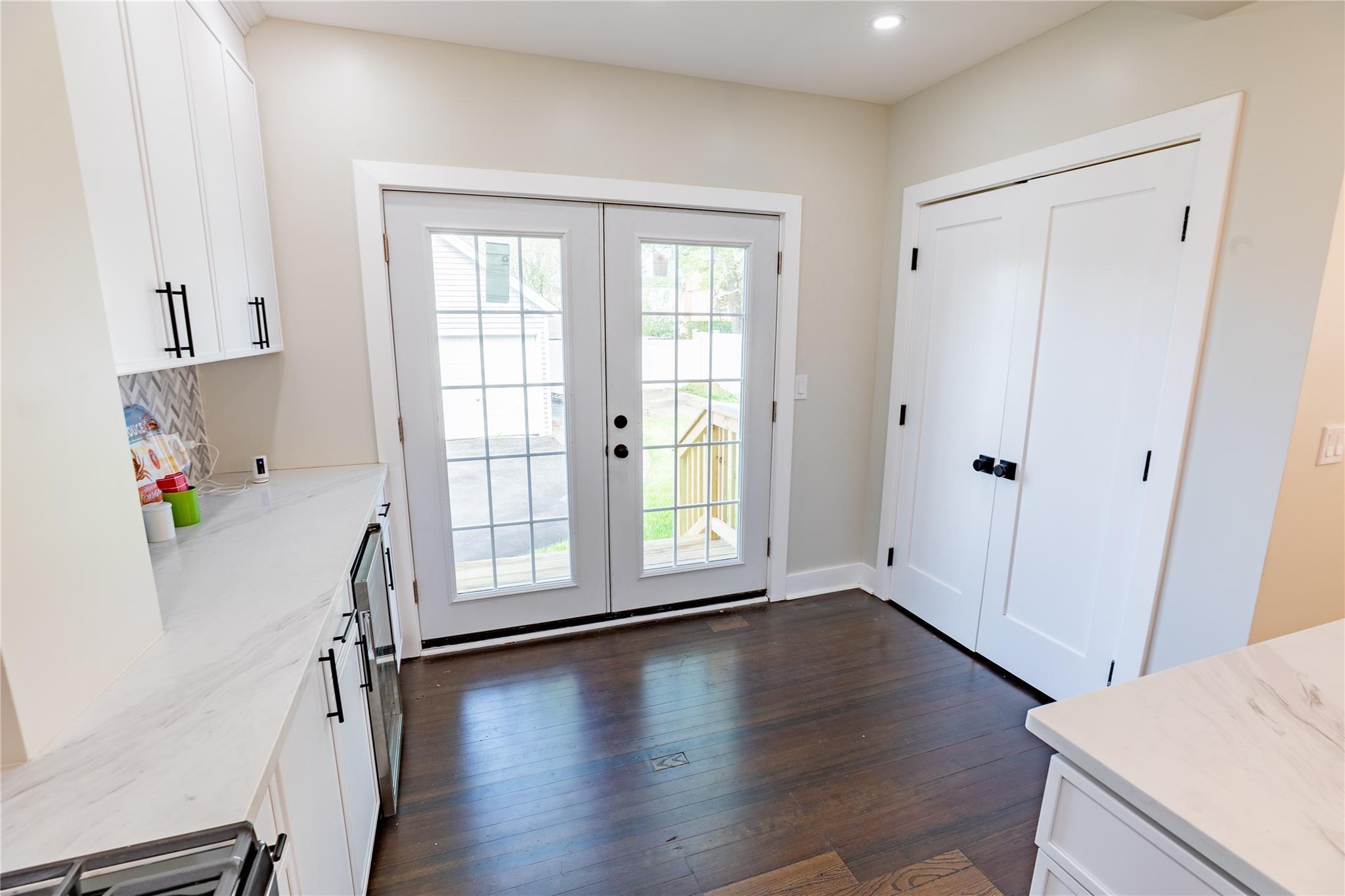 Single Family Oceanside  Nassau County, NY 11572, MLS-859660-7