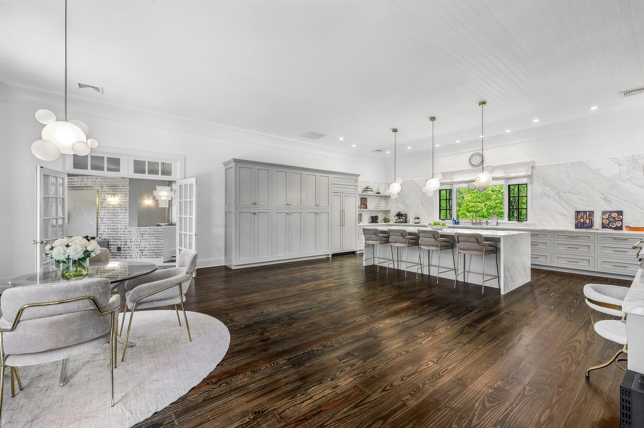 Single Family Chestnut Ridge  Westchester County, NY 10549, MLS-859678-11
