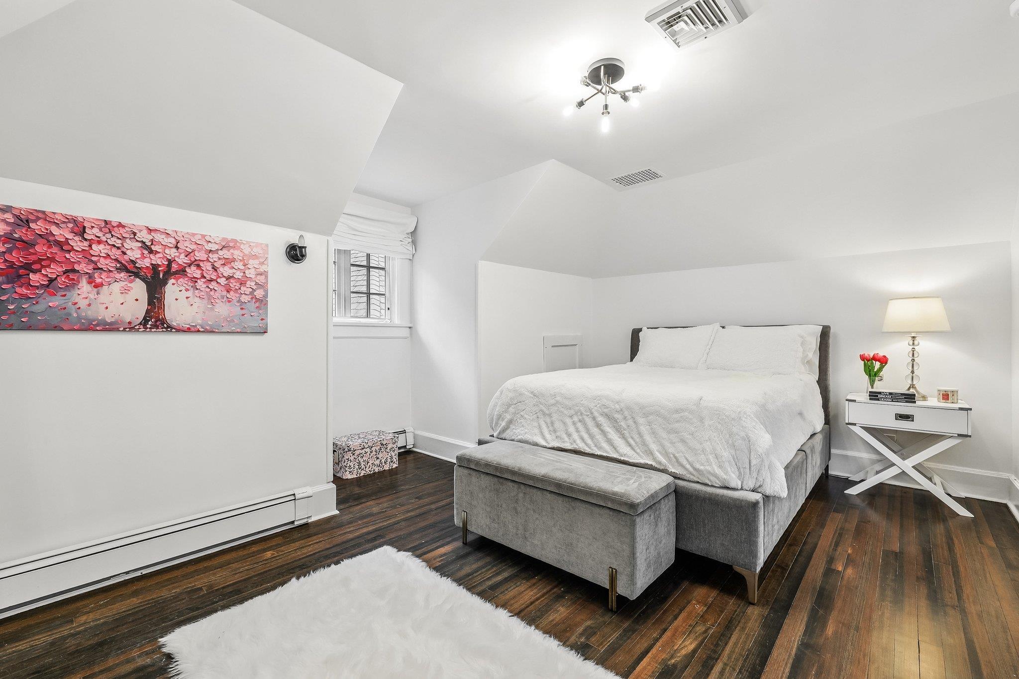 Single Family Chestnut Ridge  Westchester County, NY 10549, MLS-859678-25