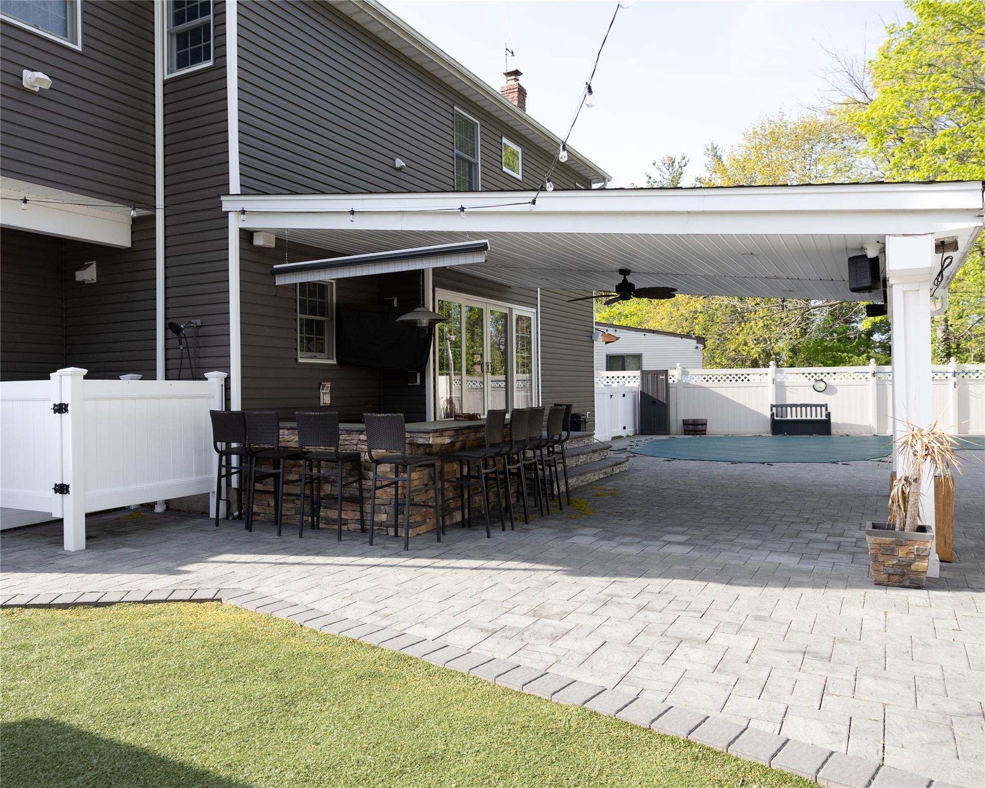 Single Family Windhorst  Nassau County, NY 11714, MLS-859681-32