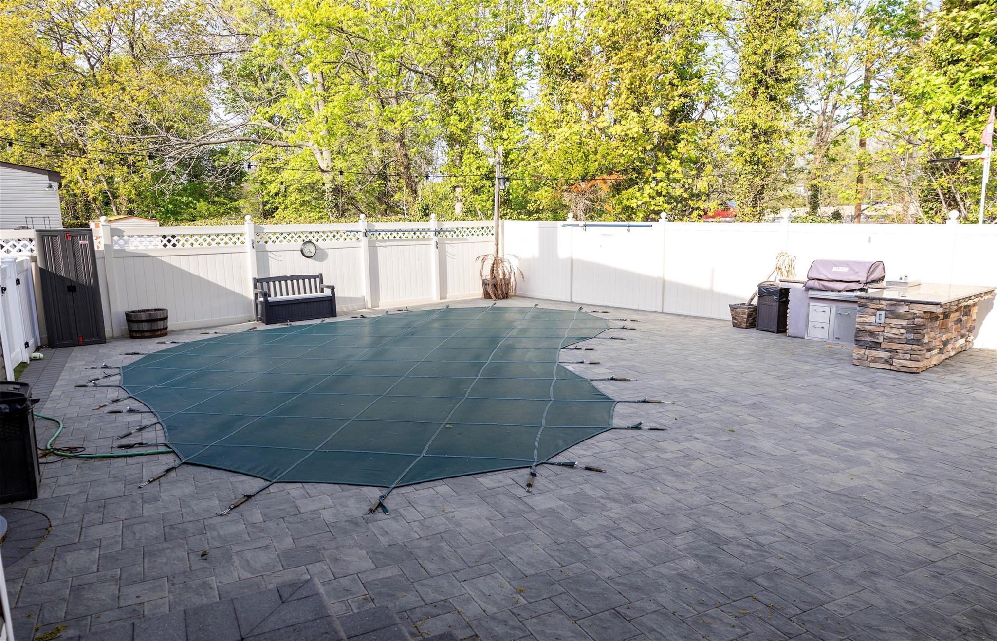 Single Family Windhorst  Nassau County, NY 11714, MLS-859681-33