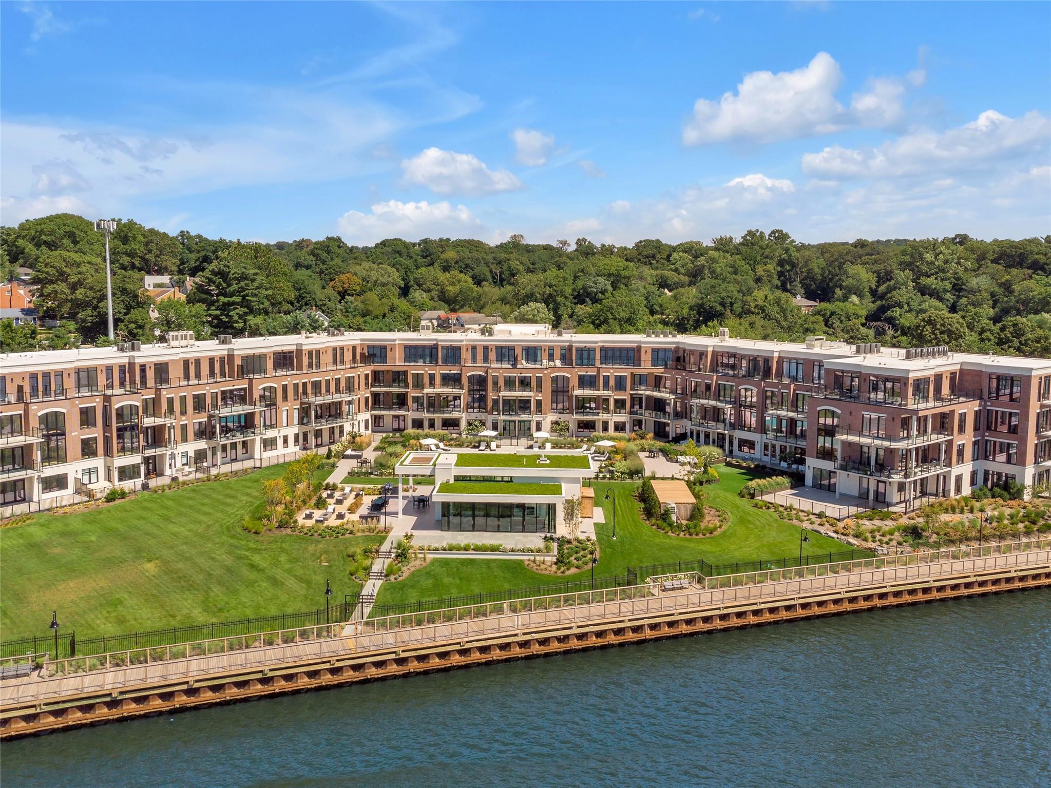 Condo Shore  Nassau County, NY 11547, MLS-859687-17