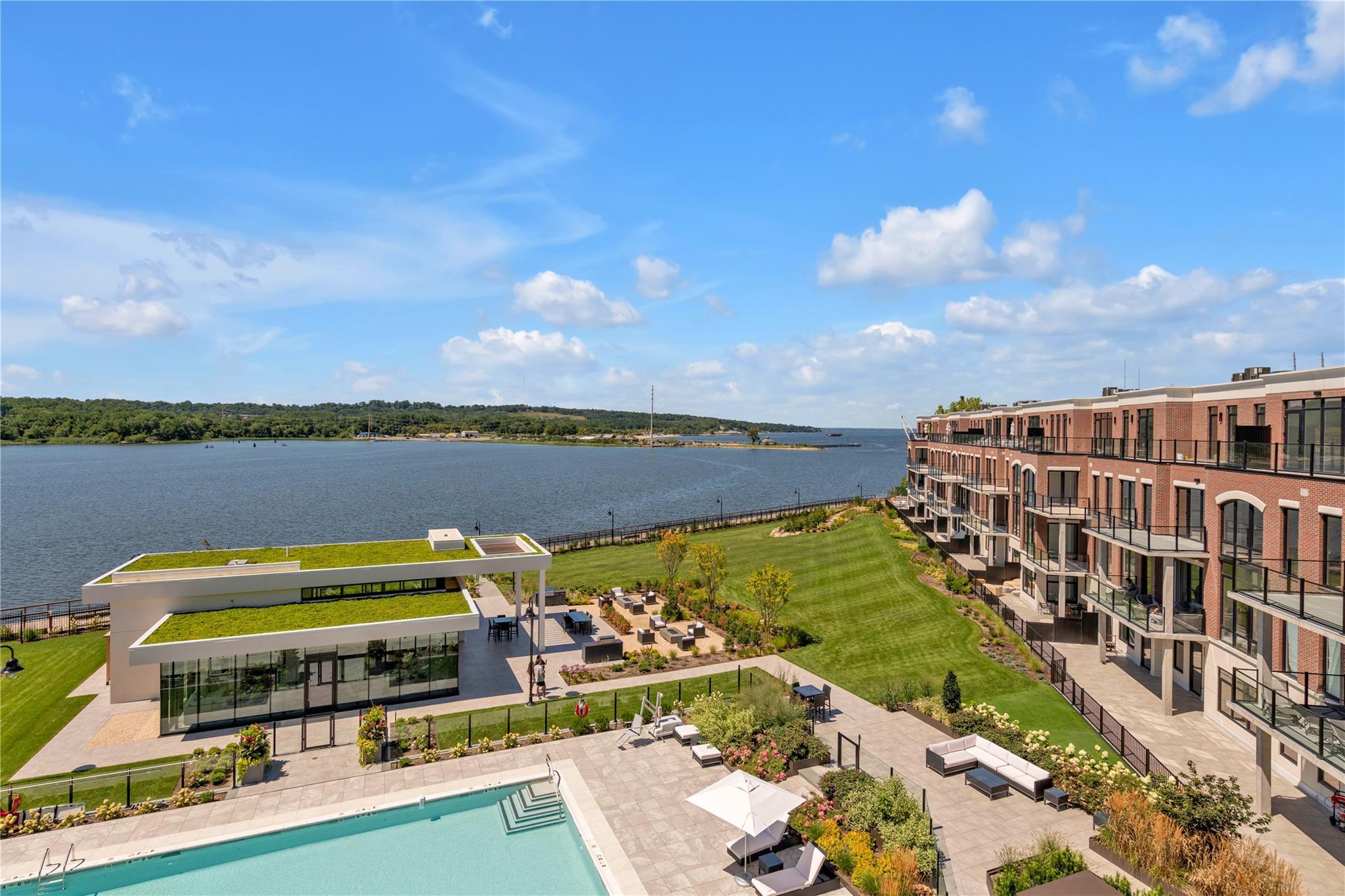 Condo Shore  Nassau County, NY 11547, MLS-859687-5