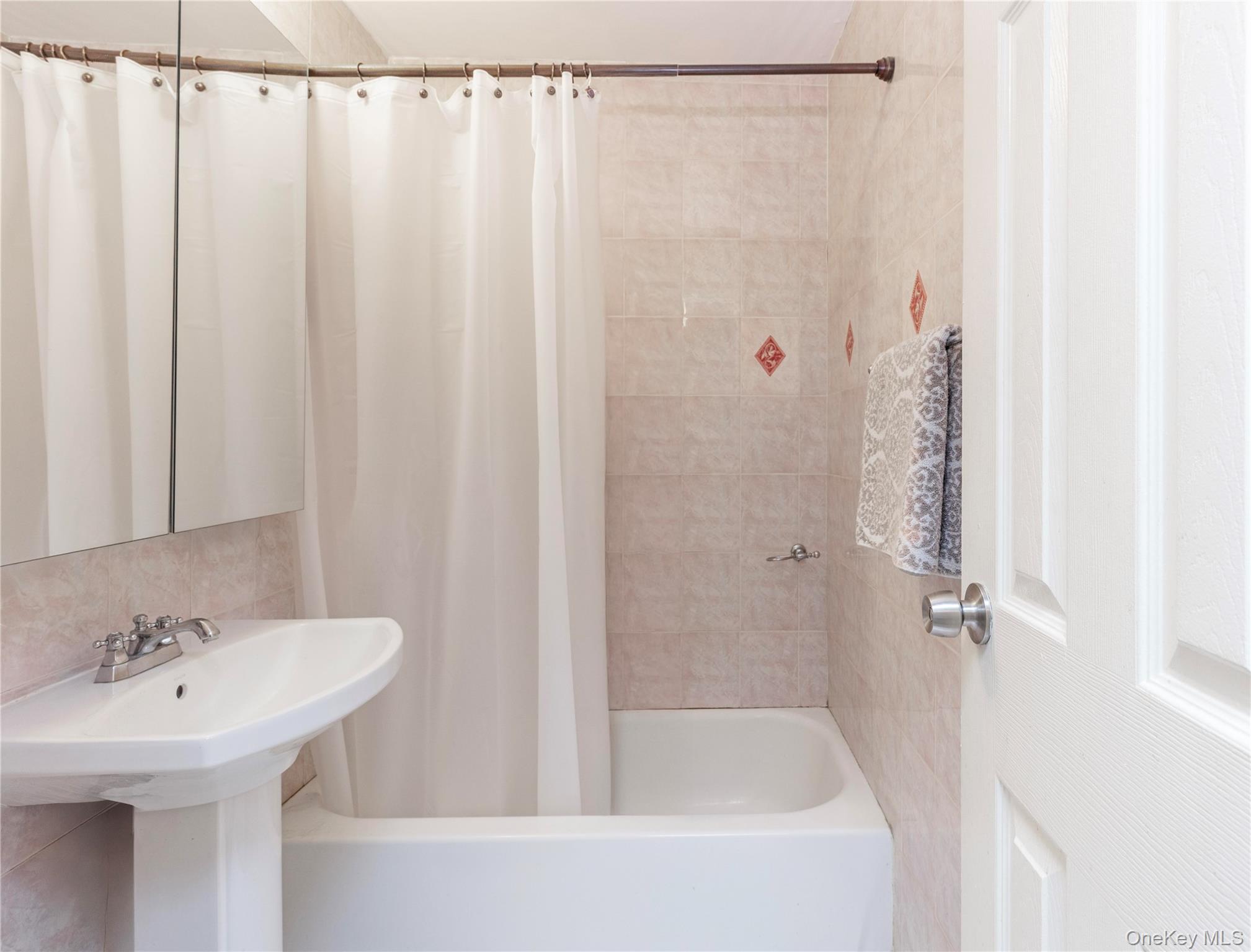 Coop Calloway  Queens, NY 11368, MLS-859689-20