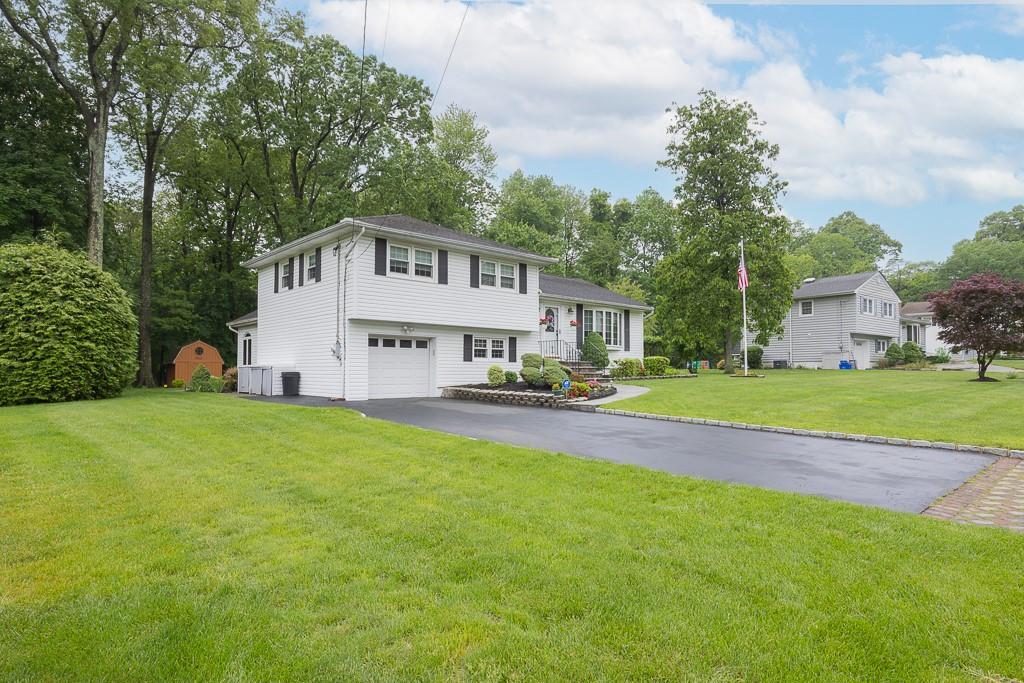Single Family Champ  Rockland County, NY 10965, MLS-859690-3