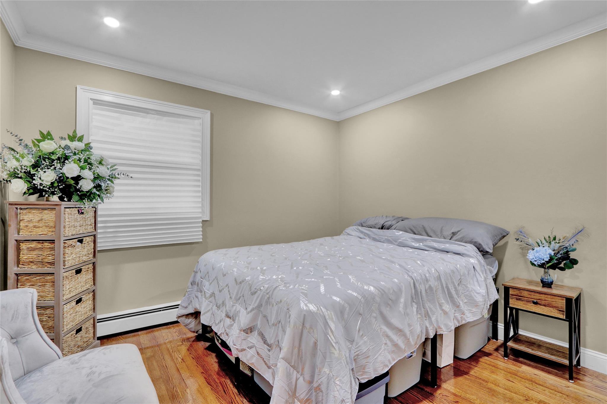 Single Family Balaton  Suffolk County, NY 11779, MLS-859694-14