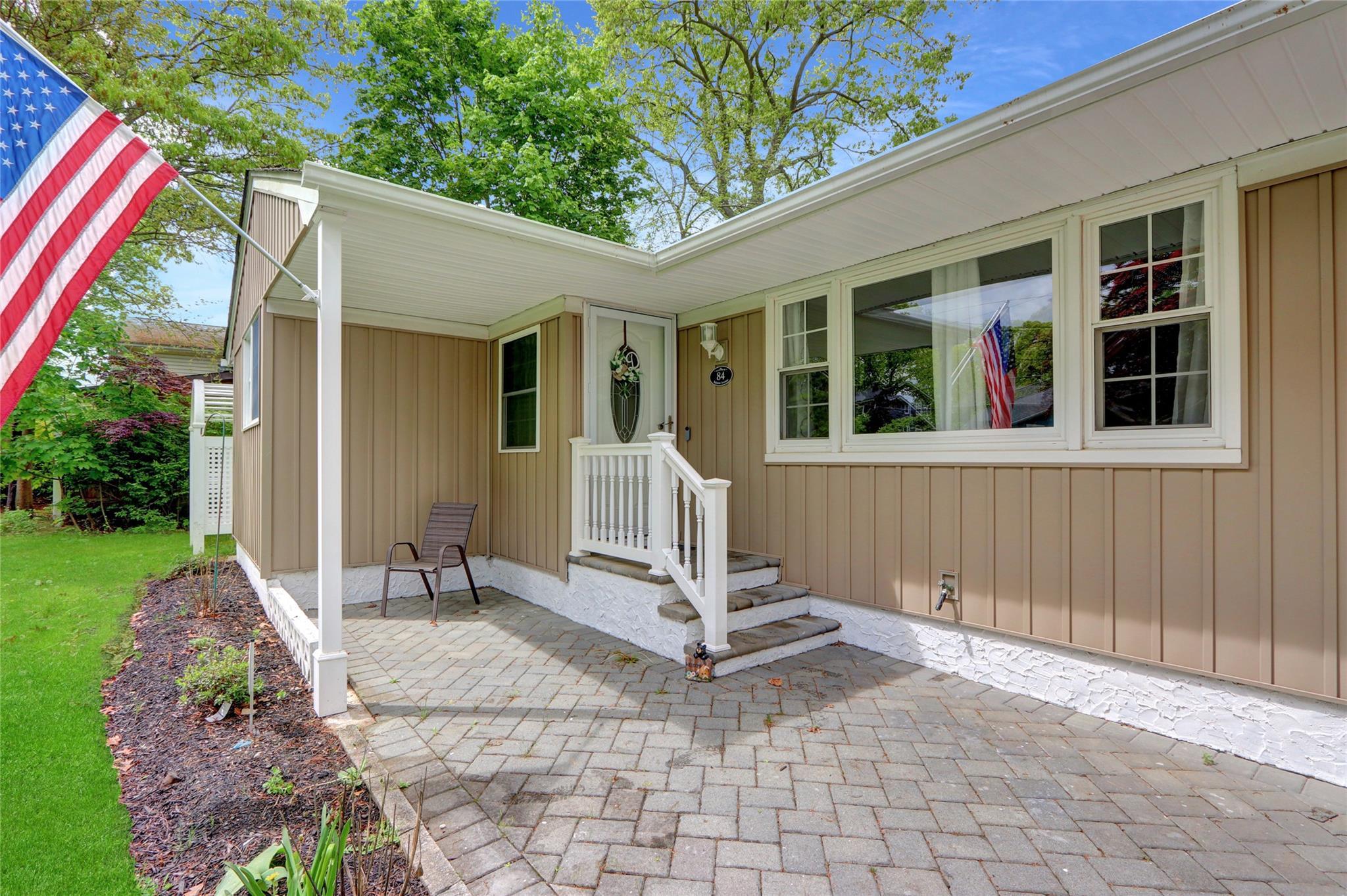 Single Family Balaton  Suffolk County, NY 11779, MLS-859694-3