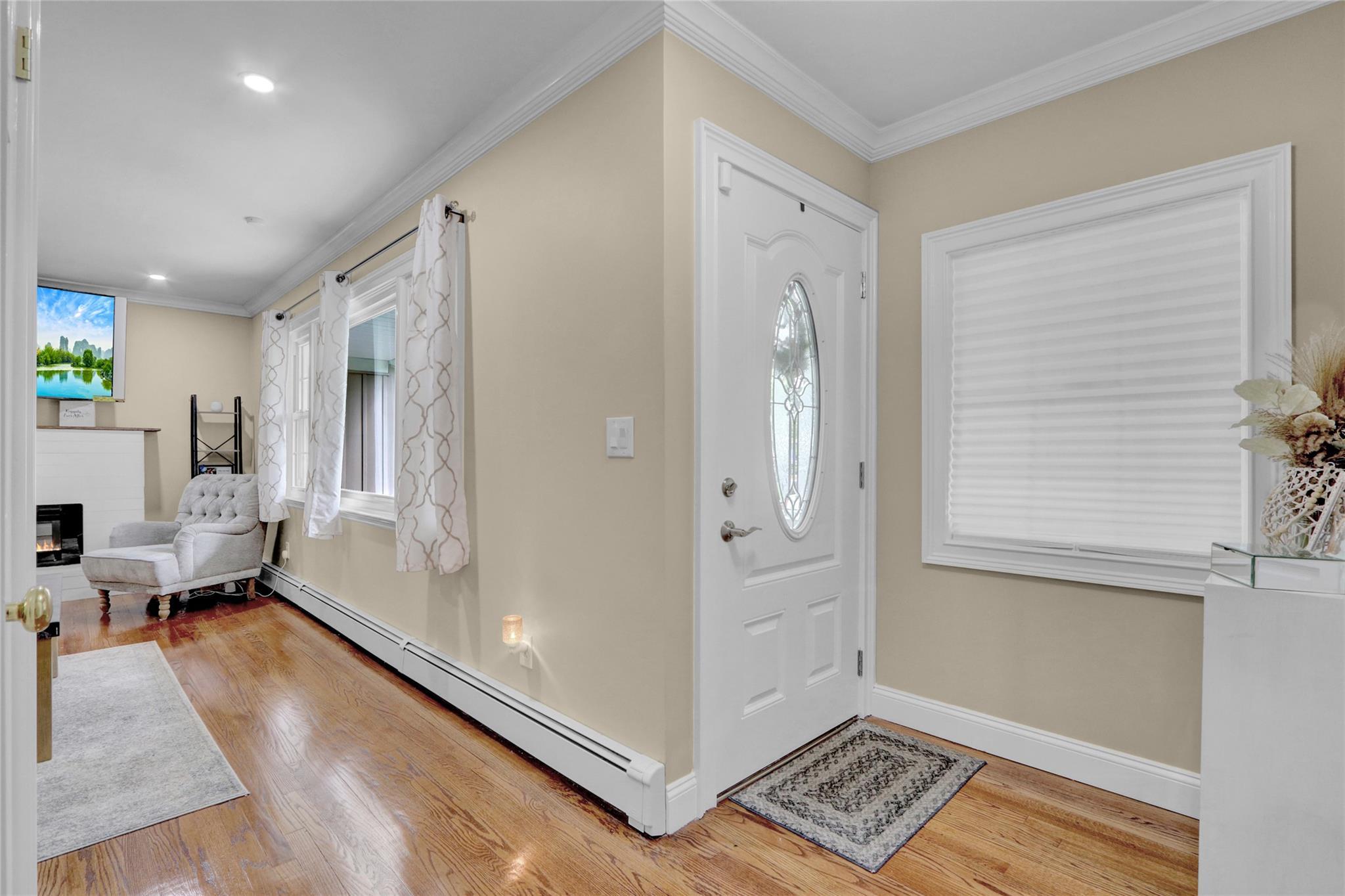 Single Family Balaton  Suffolk County, NY 11779, MLS-859694-9