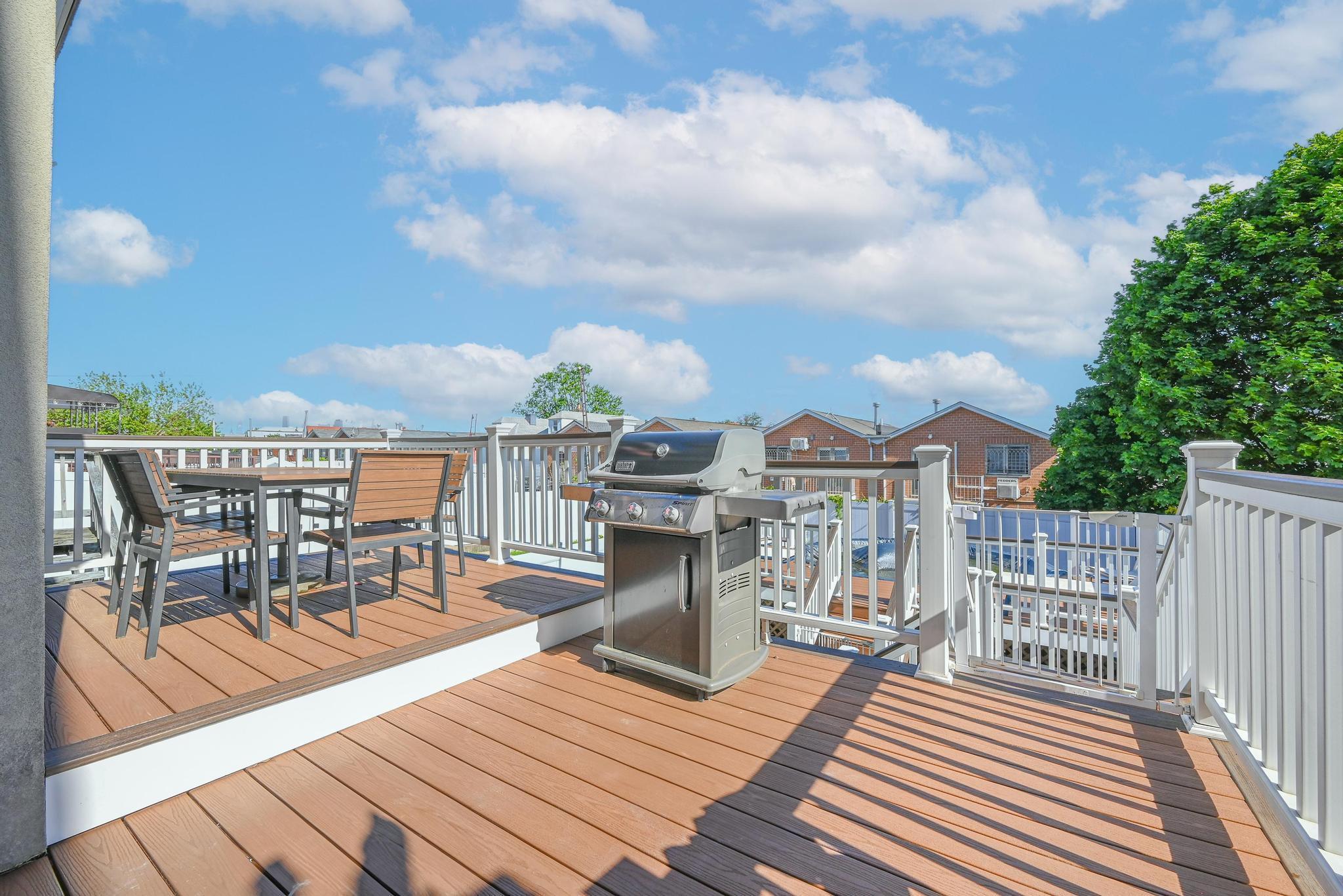 Single Family 52nd  Queens, NY 11378, MLS-859700-4