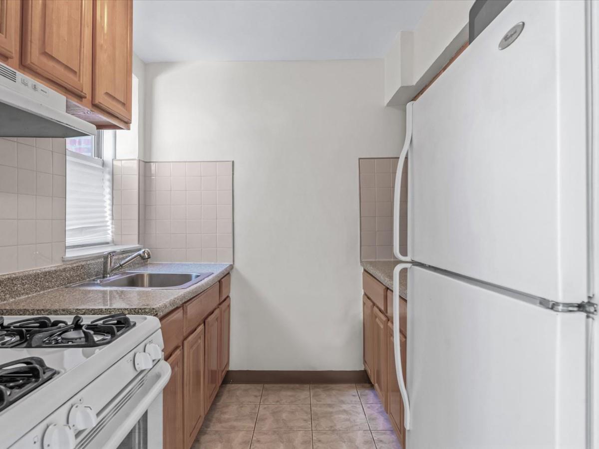 Single Family Station  Queens, NY 11358, MLS-859703-8