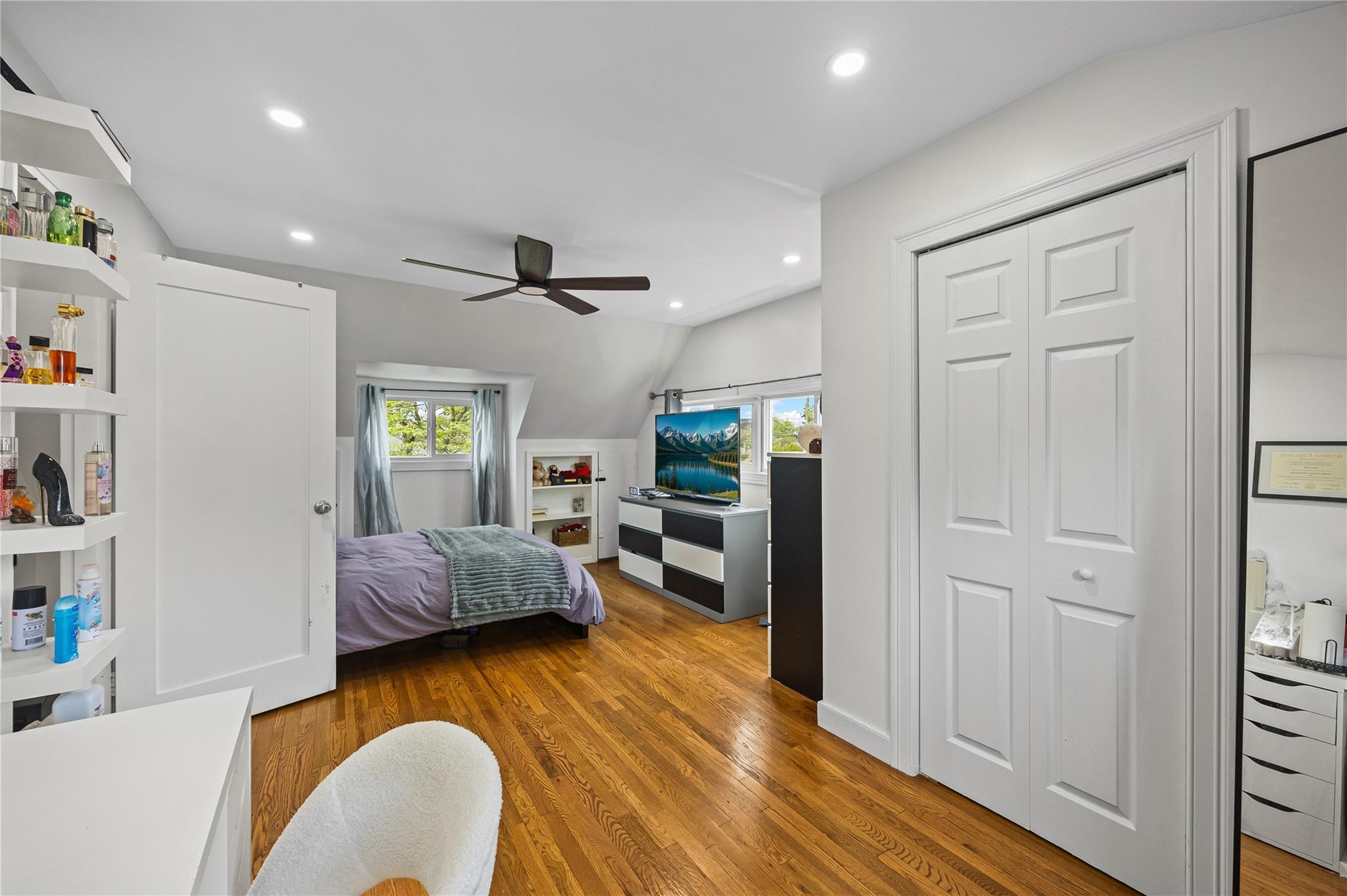 Single Family Pewter  Nassau County, NY 11801, MLS-859706-16