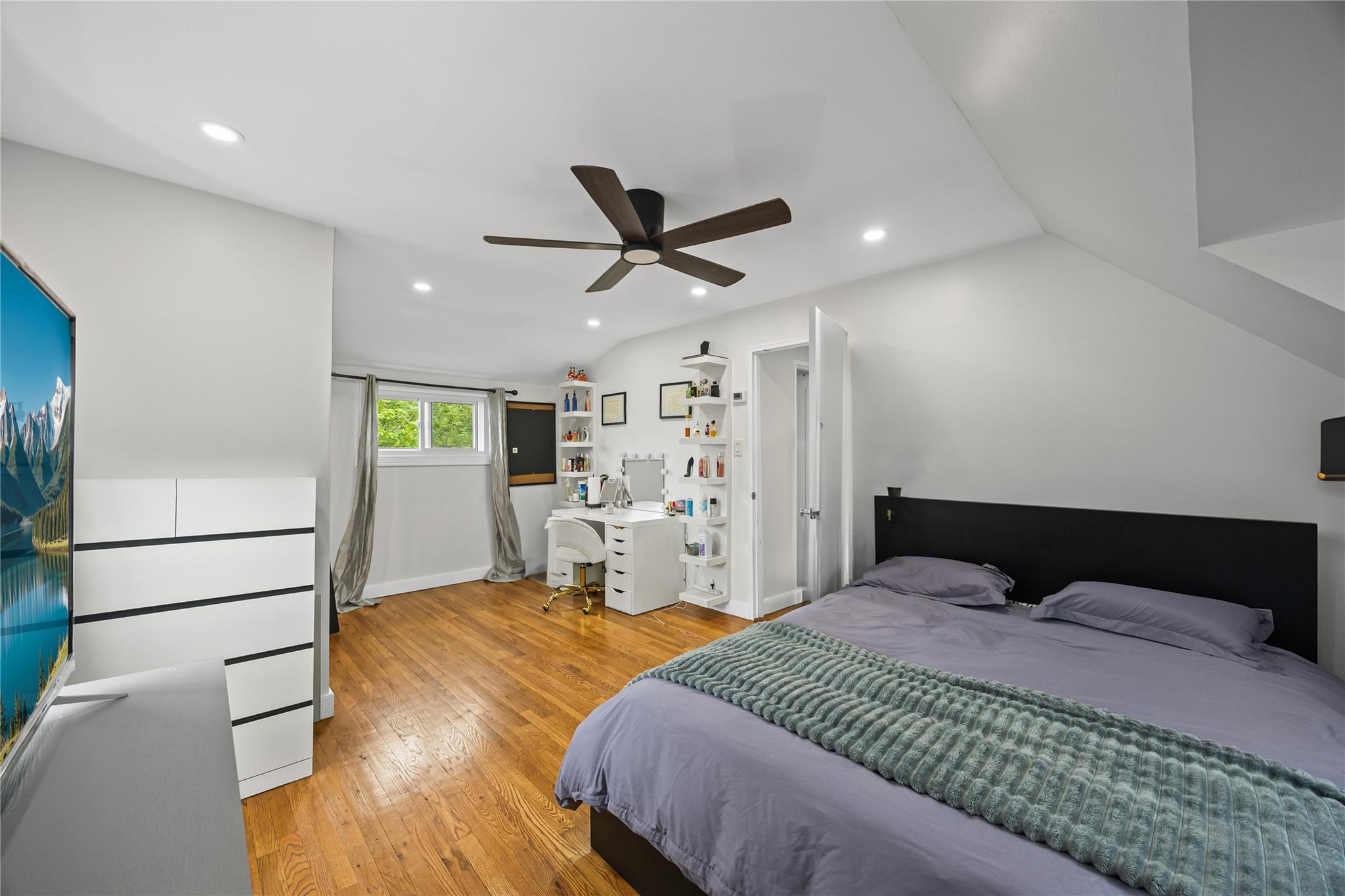 Single Family Pewter  Nassau County, NY 11801, MLS-859706-17