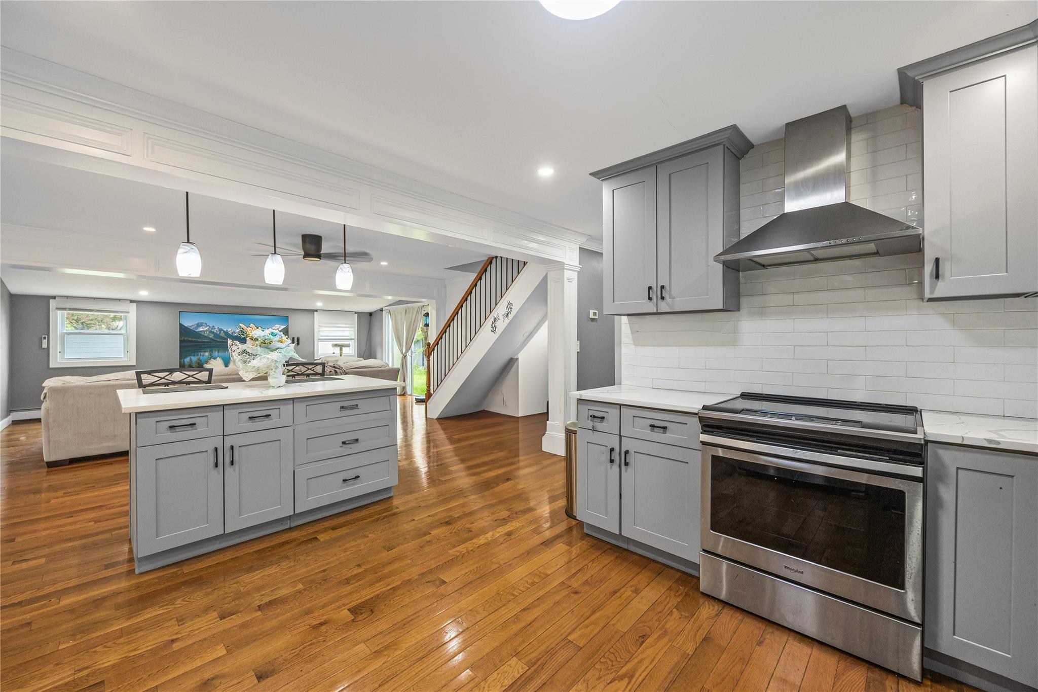 Single Family Pewter  Nassau County, NY 11801, MLS-859706-8