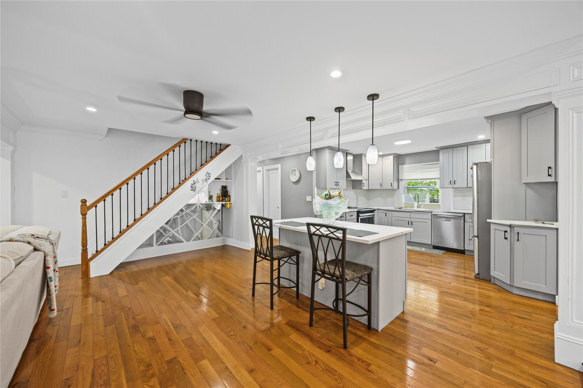 Single Family Pewter  Nassau County, NY 11801, MLS-859706-9
