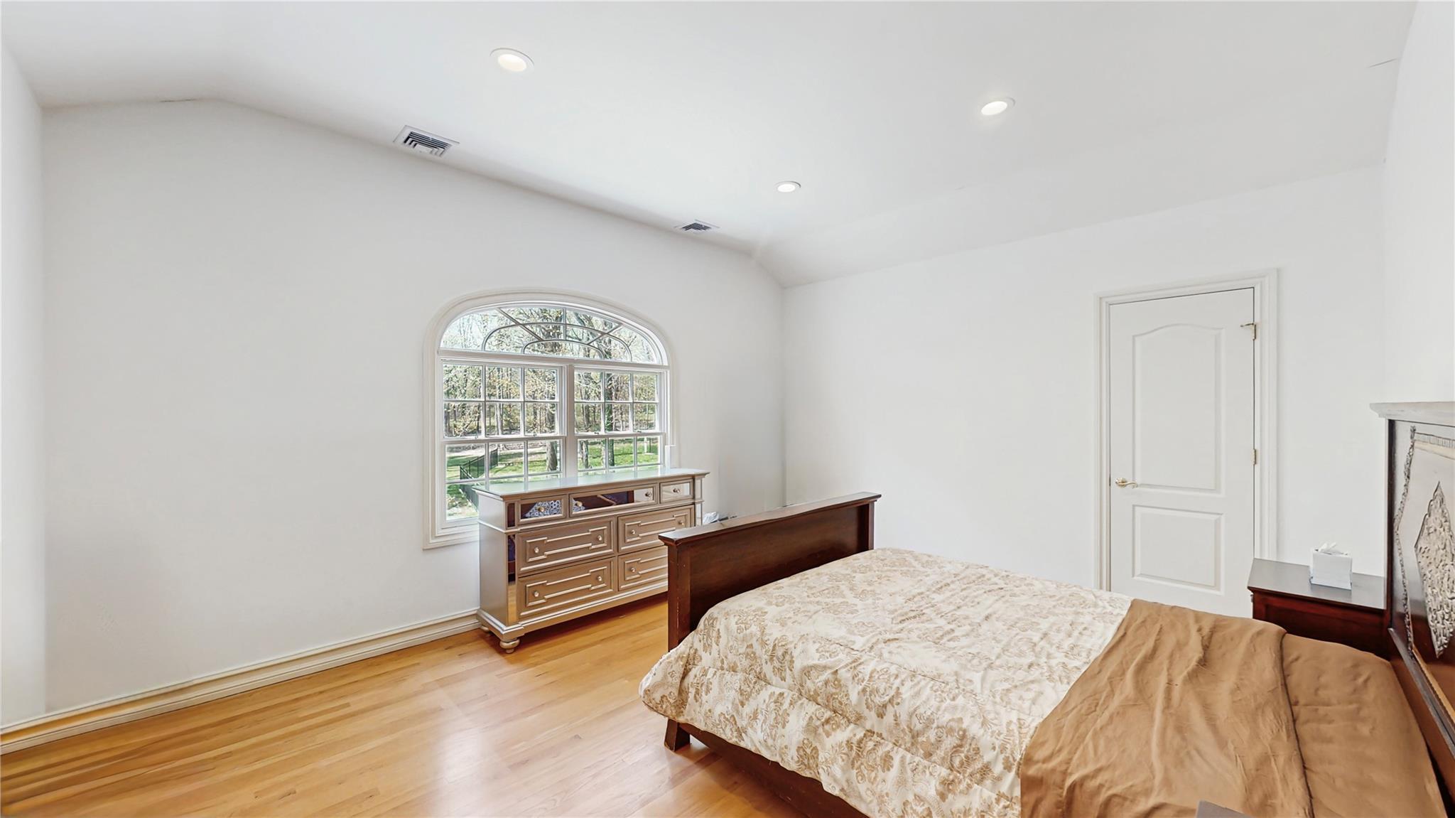 Single Family Duck Pond  Nassau County, NY 11560, MLS-859717-22