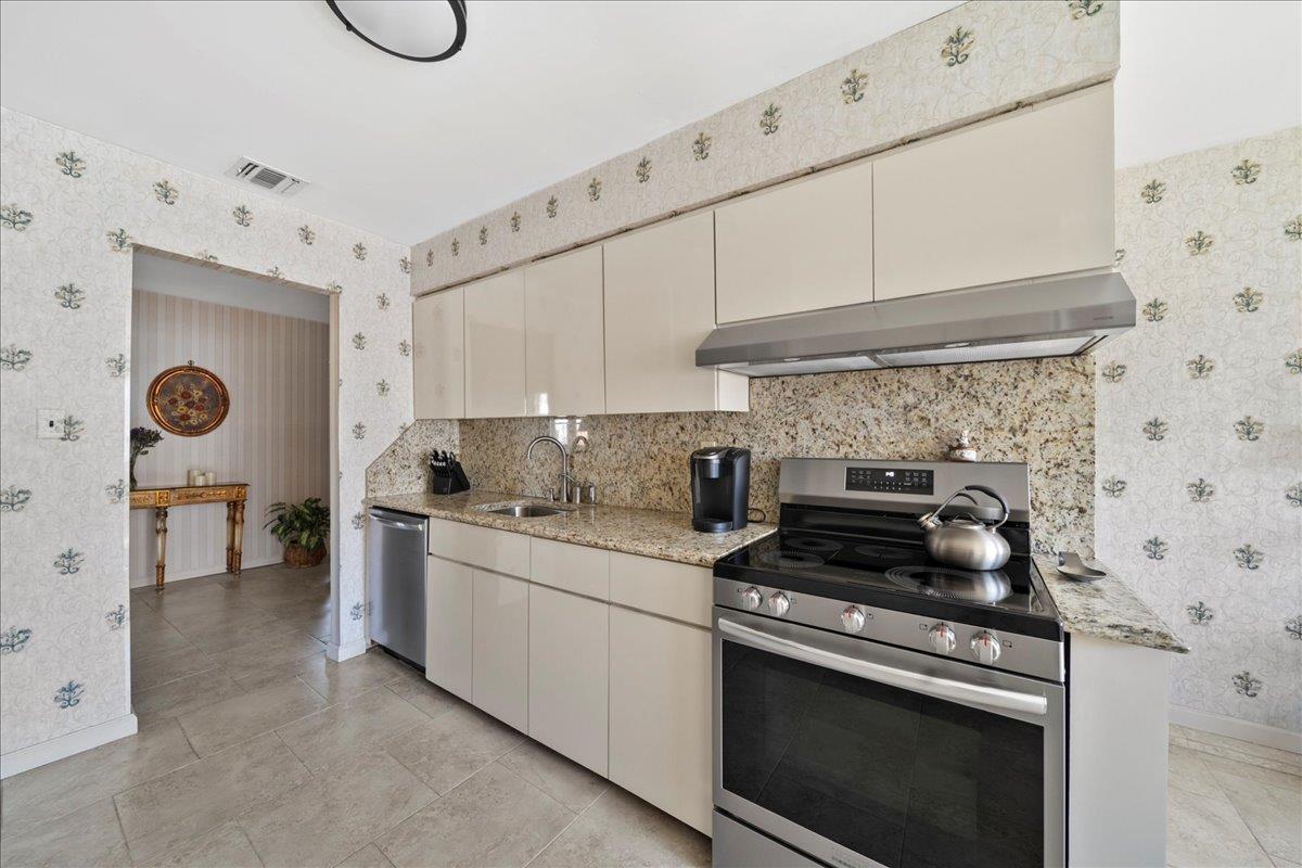 Single Family Norman  Suffolk County, NY 11716, MLS-859735-18