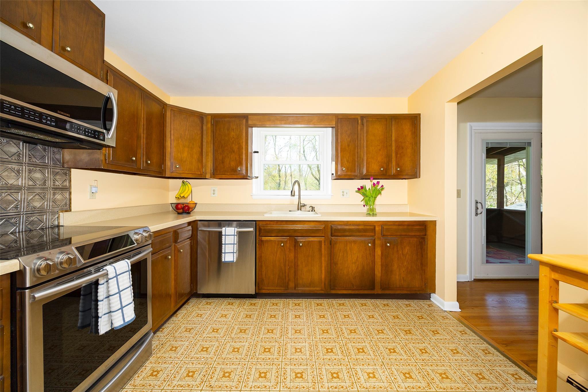 Single Family Roosevelt  Dutchess County, NY 12538, MLS-859739-8
