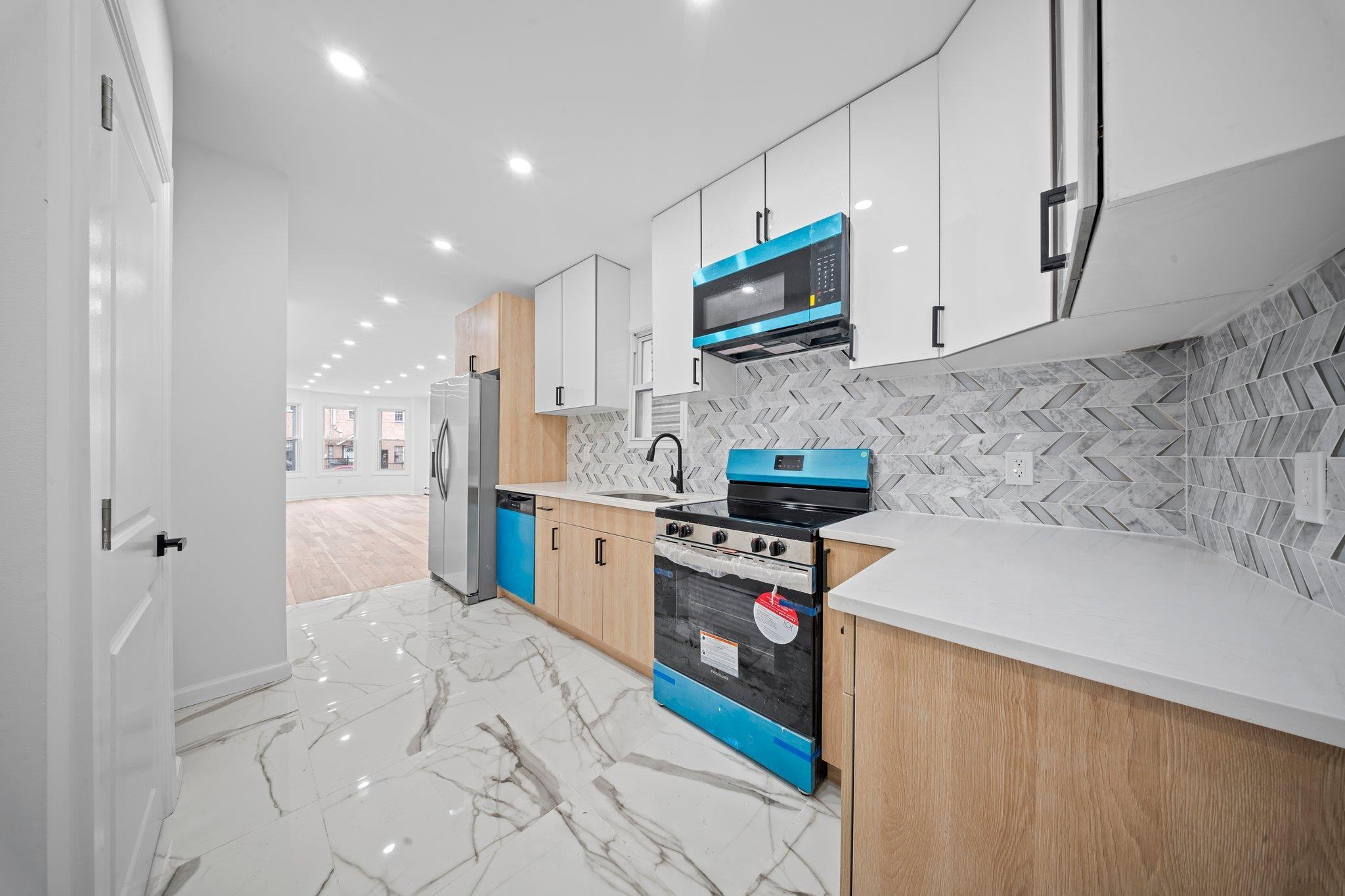Single Family Barnes  Bronx, NY 10467, MLS-859747-2