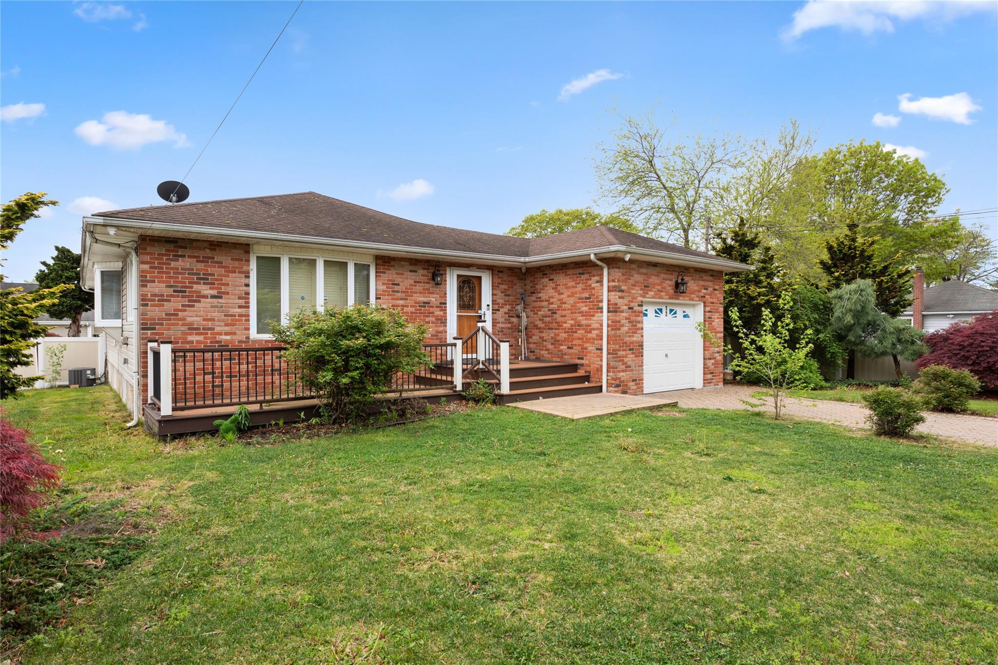 Single Family Pinelawn  Suffolk County, NY 11738, MLS-859765-2