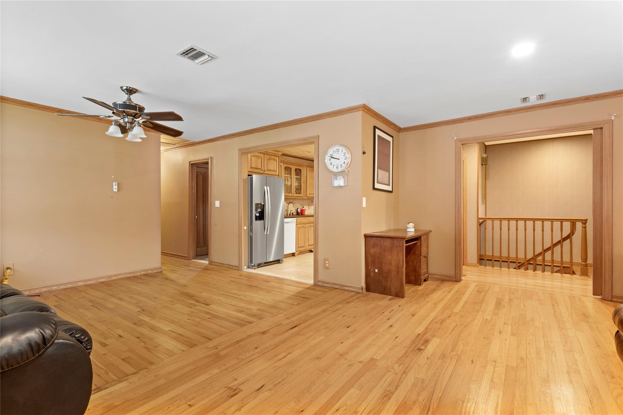 Single Family Pinelawn  Suffolk County, NY 11738, MLS-859765-4