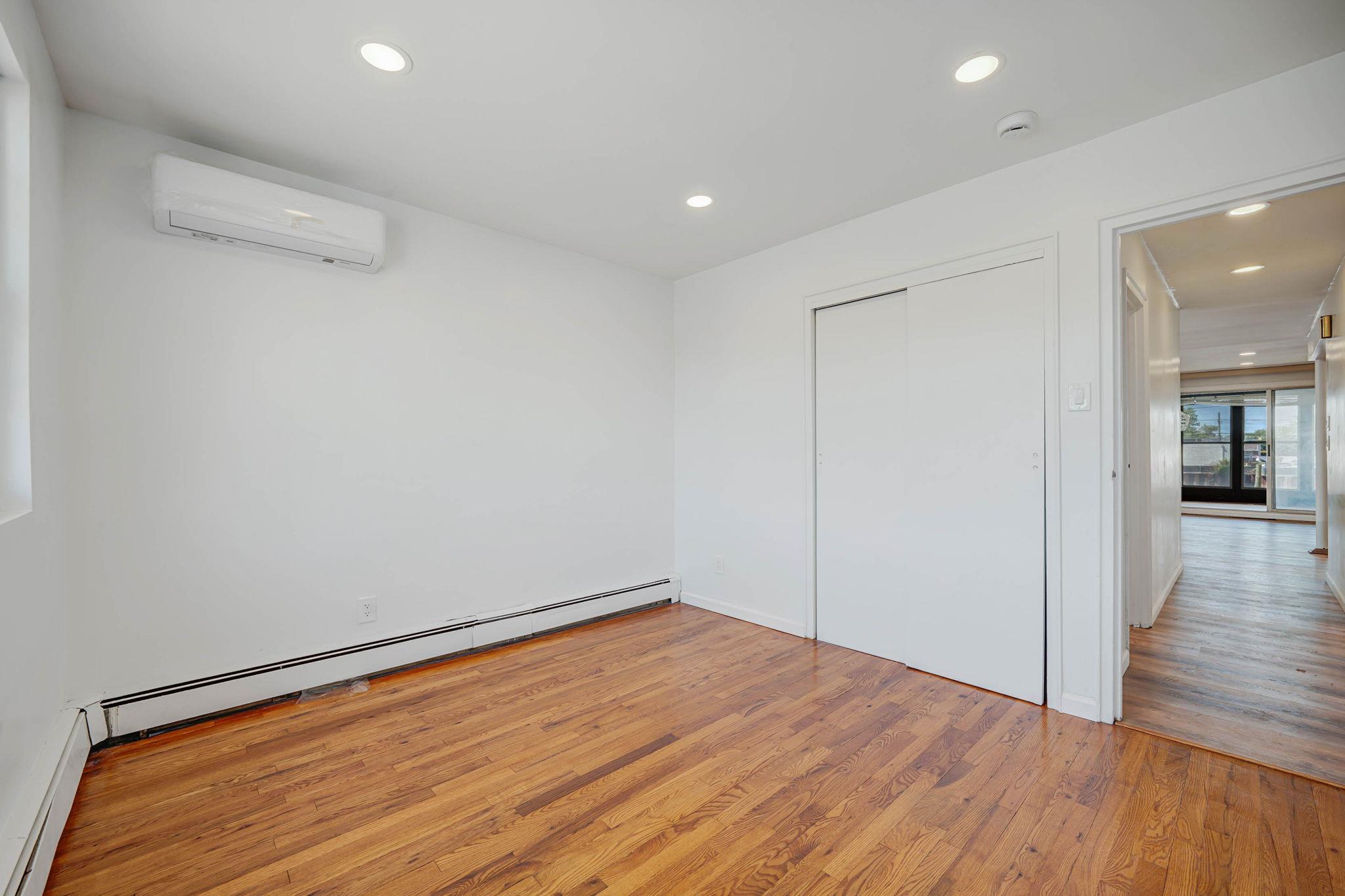 Single Family 95th  Queens, NY 11414, MLS-859780-11