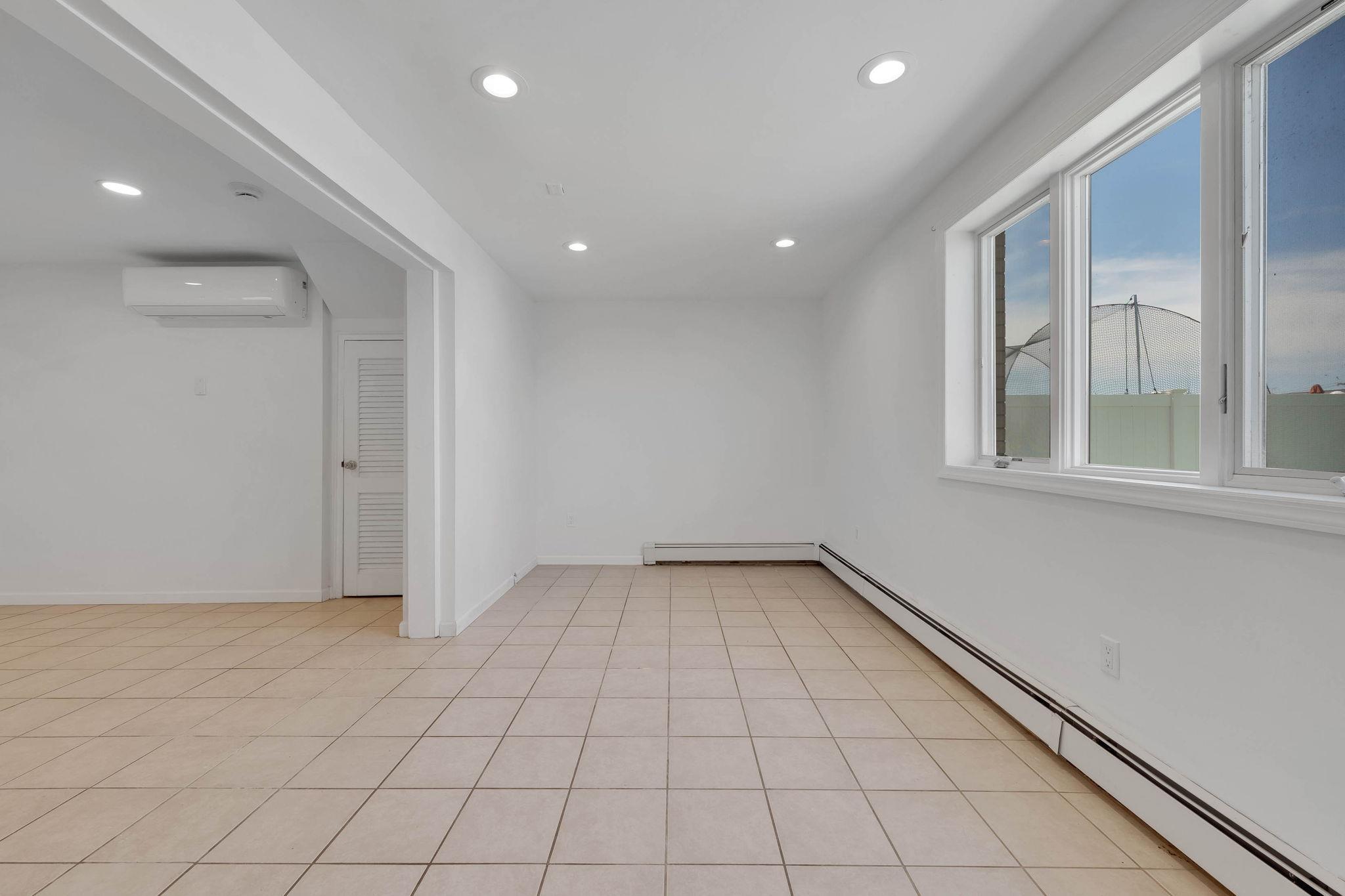 Single Family 95th  Queens, NY 11414, MLS-859780-19