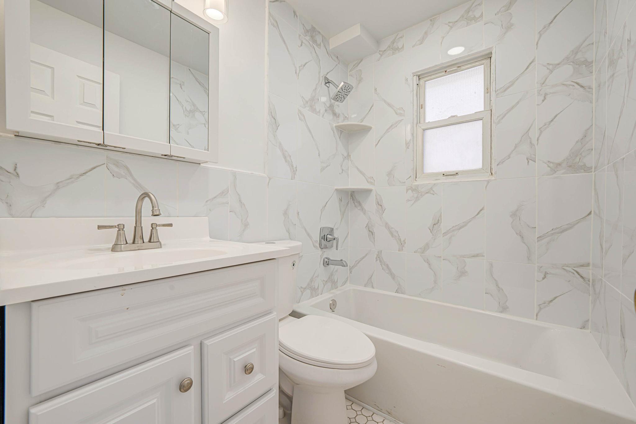 Single Family 95th  Queens, NY 11414, MLS-859780-22