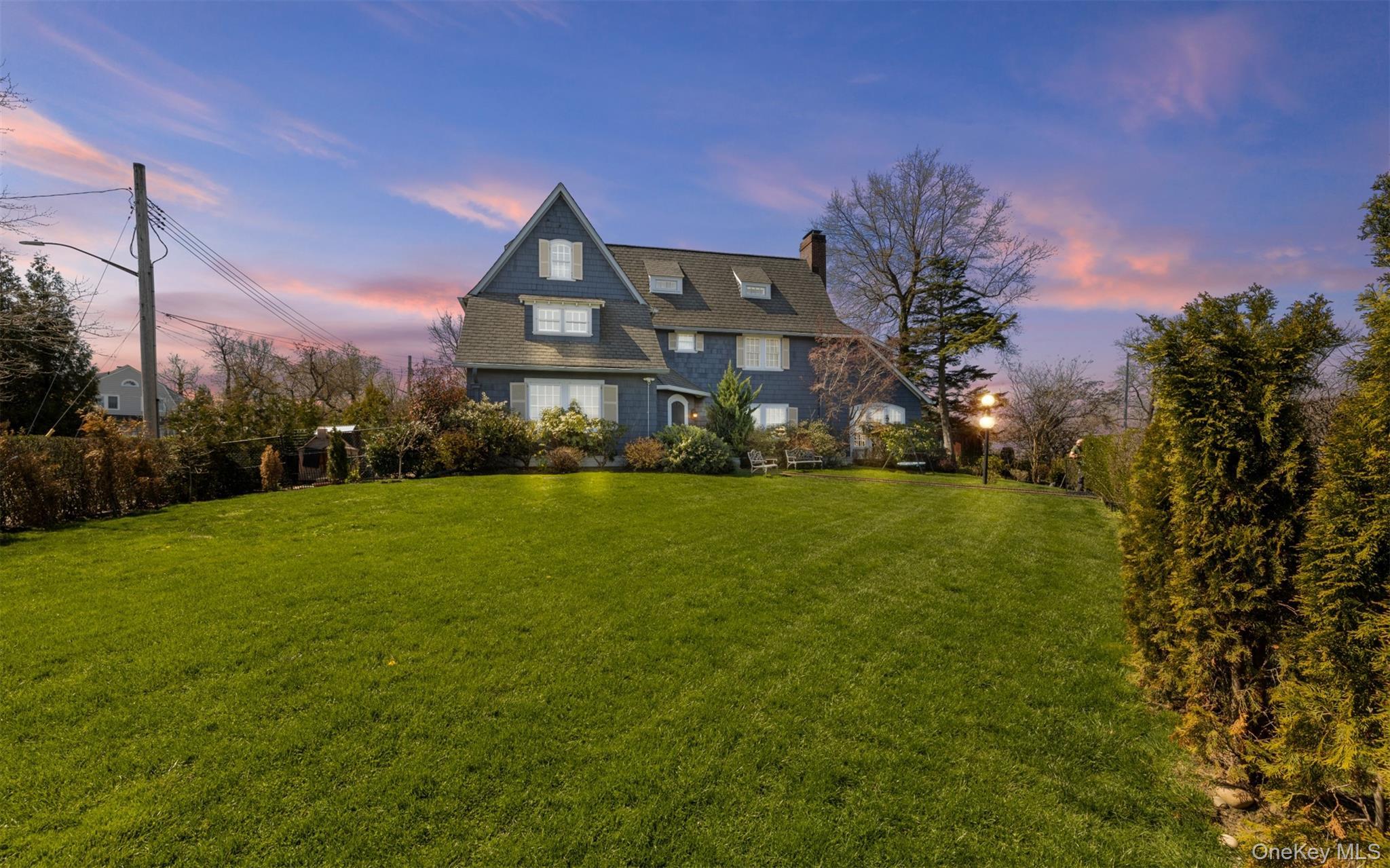 Single Family Shore  Queens, NY 11363, MLS-859815-2