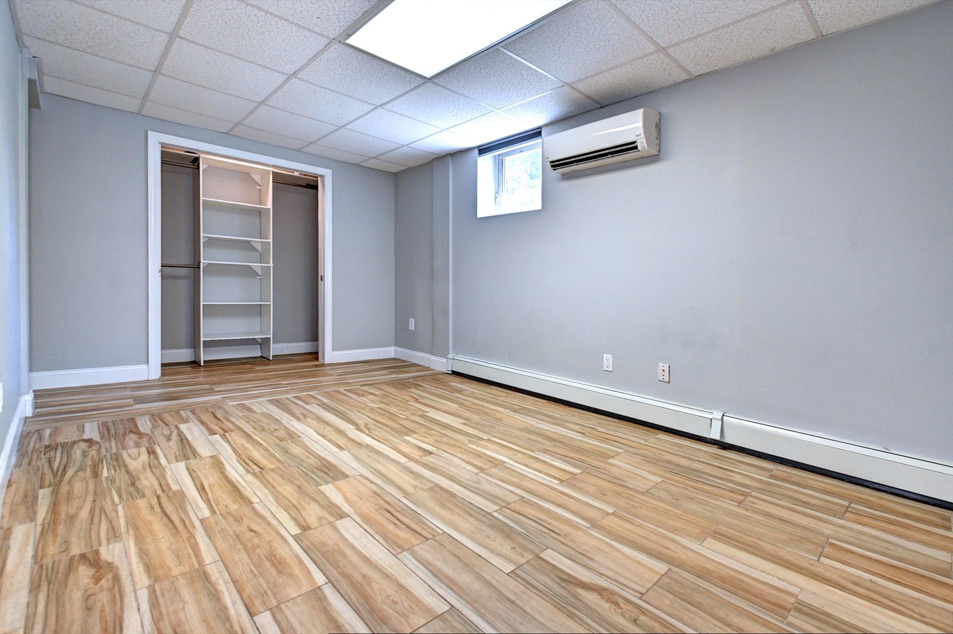 Single Family Mount Oak  Suffolk County, NY 11961, MLS-859816-20