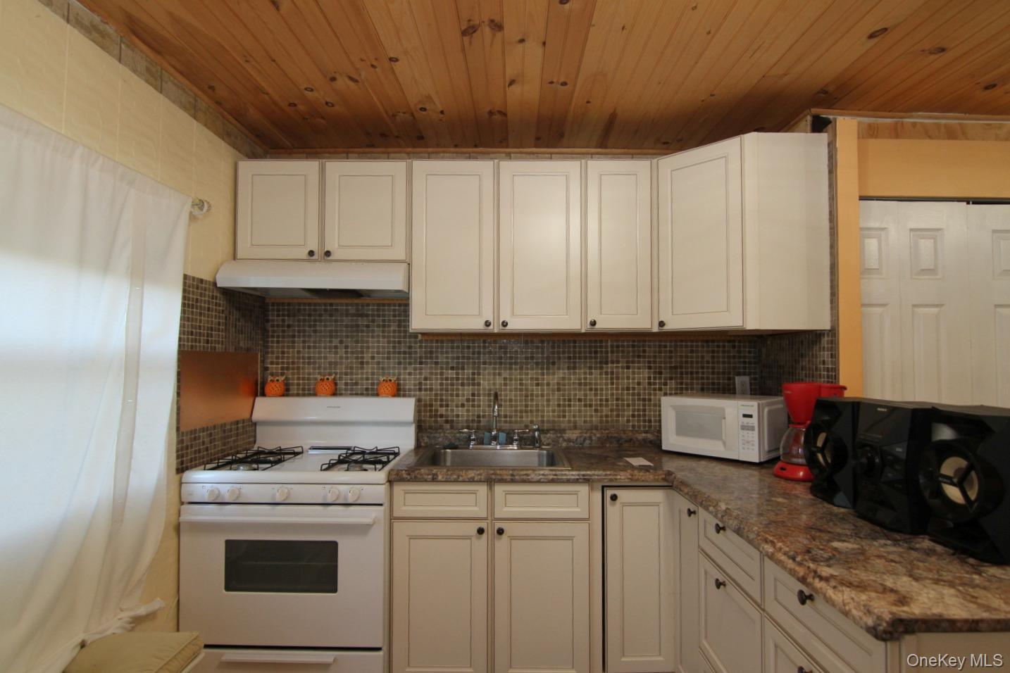 Coop Sylvan Lake  Dutchess County, NY 12533, MLS-859822-19