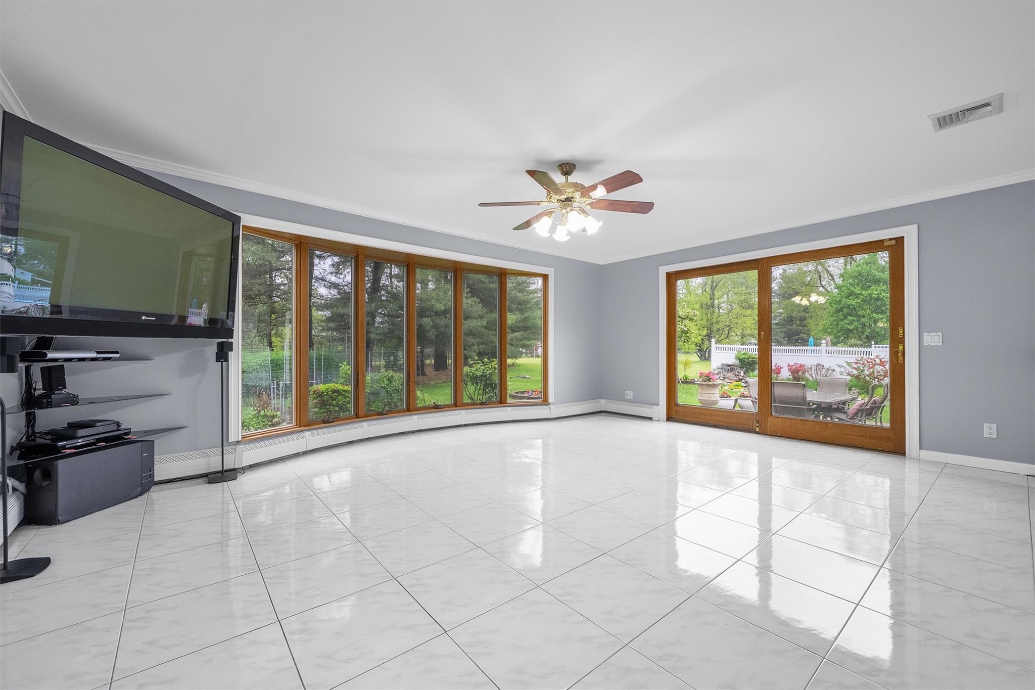 Single Family Essex  Westchester County, NY 10530, MLS-859824-19