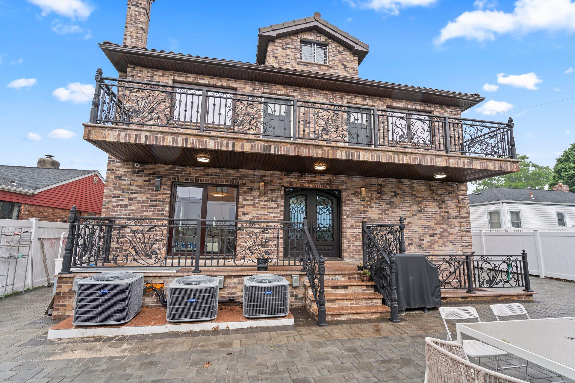 Single Family 252nd Street  Queens, NY 11362, MLS-859836-33