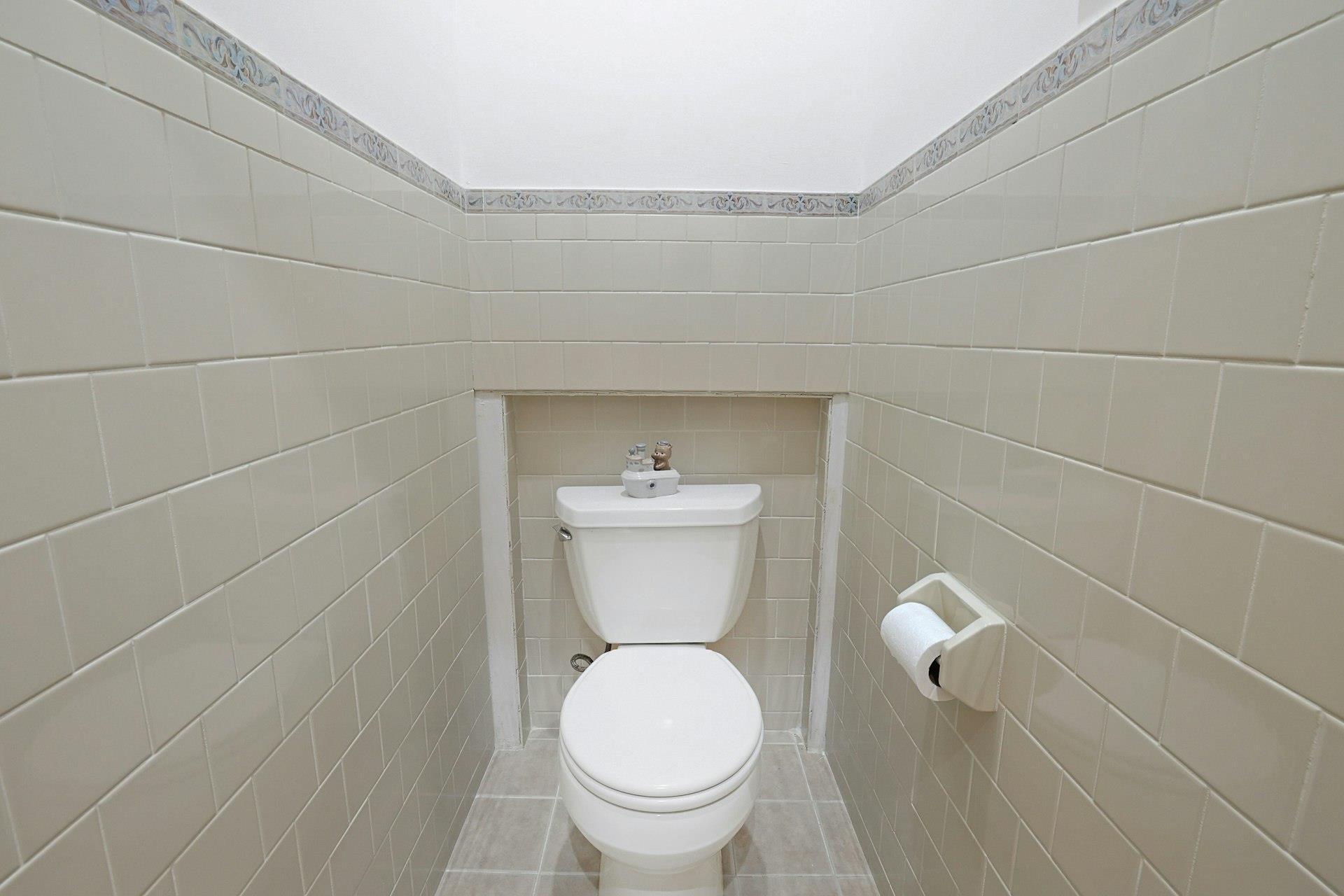 Single Family Conger  Rockland County, NY 10920, MLS-859880-24