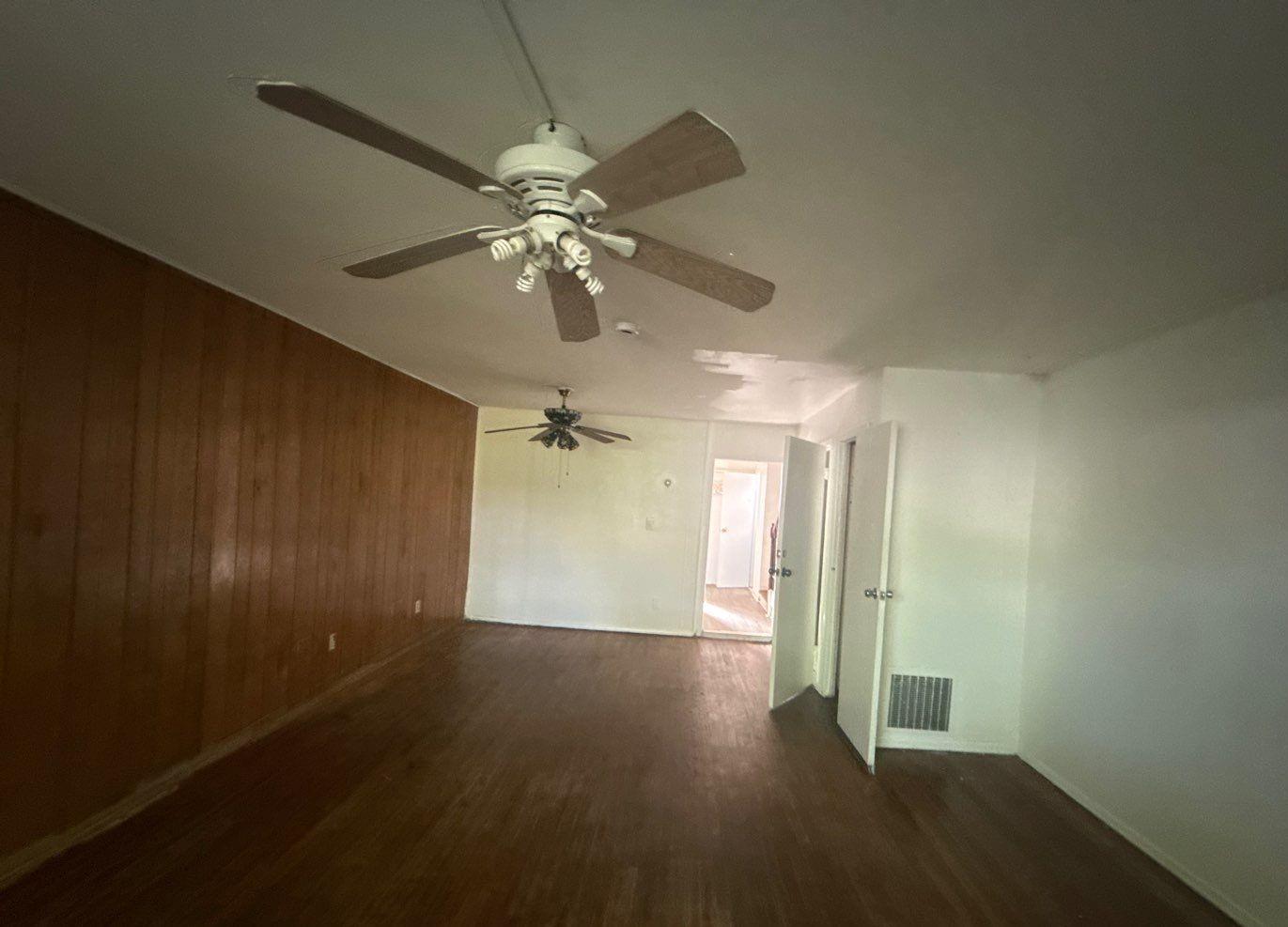 Single Family Springfield  Queens, NY 11413, MLS-859881-4