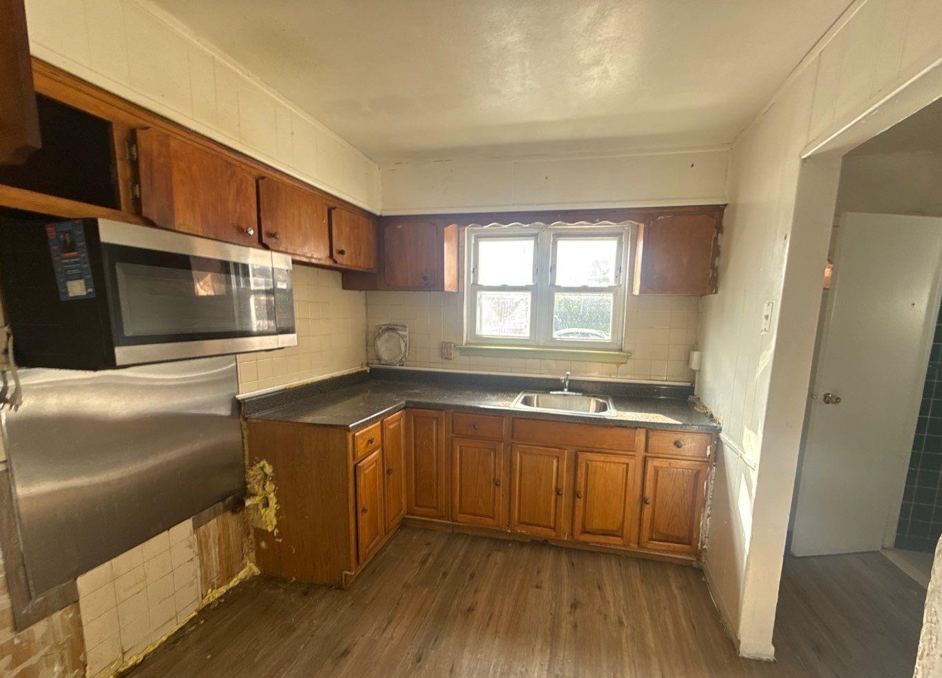 Single Family Springfield  Queens, NY 11413, MLS-859881-6