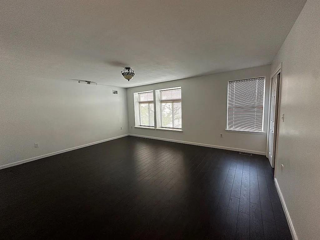 Single Family Commodore  Queens, NY 11692, MLS-859896-26