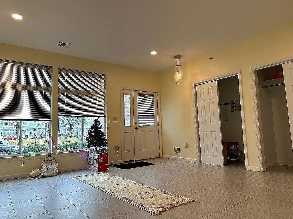 Single Family Commodore  Queens, NY 11692, MLS-859896-6