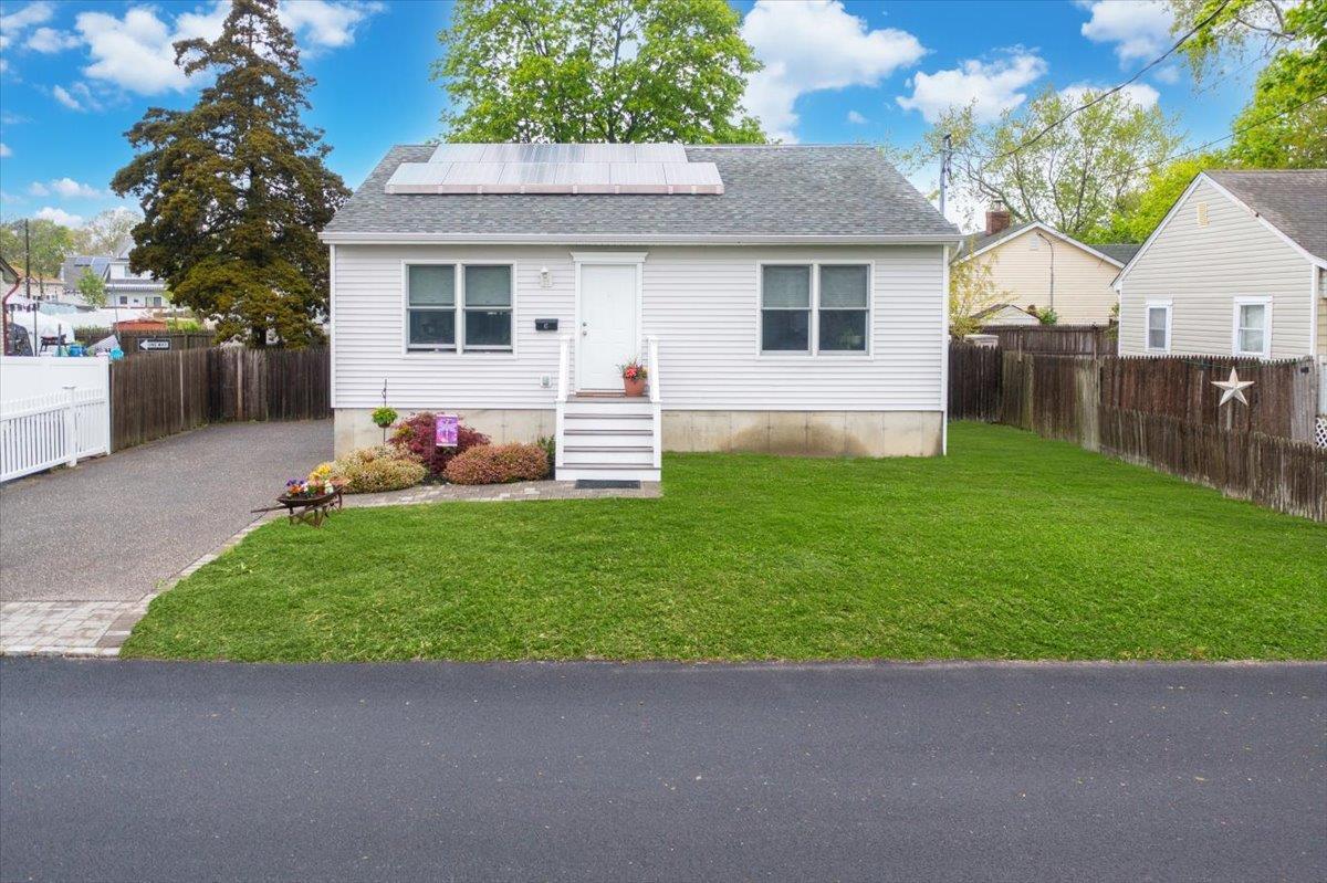 Single Family Patchogue  Suffolk County, NY 11772, MLS-859910-16