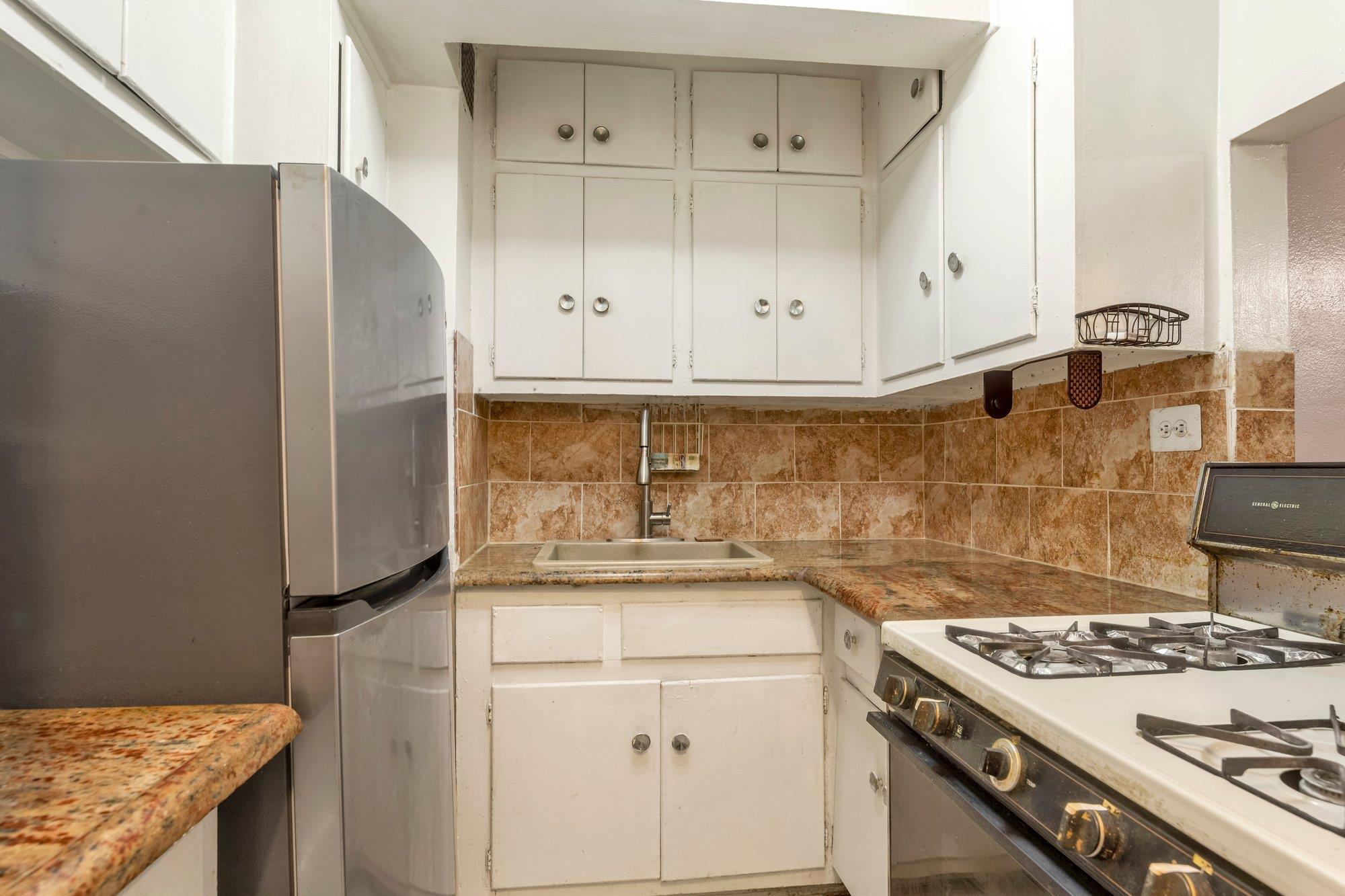 Coop 173rd  Queens, NY 11432, MLS-859912-4