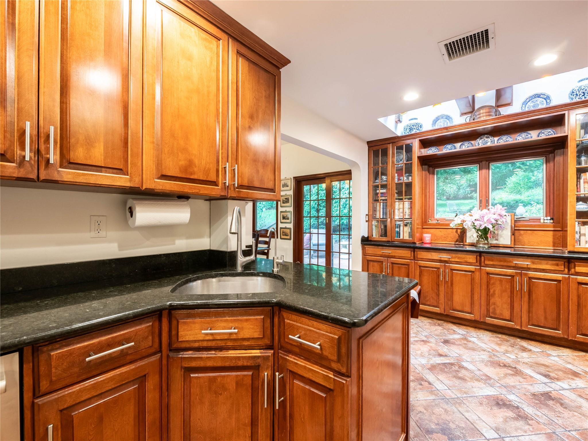Single Family Norwood  Suffolk County, NY 11768, MLS-859914-16