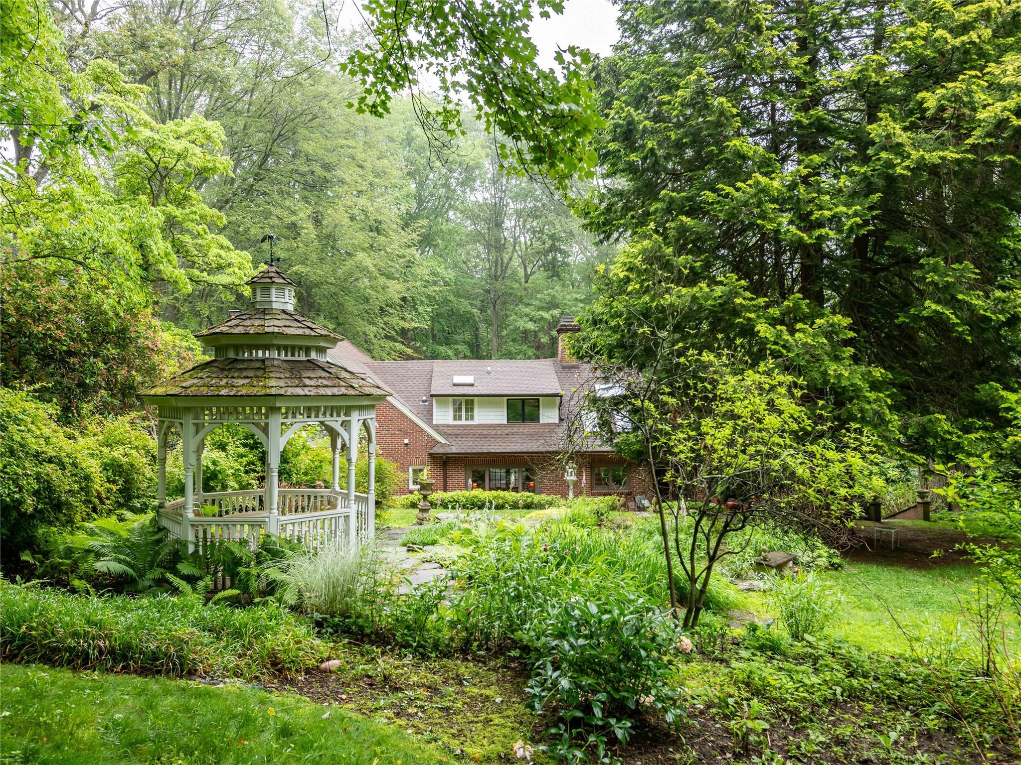 Single Family Norwood  Suffolk County, NY 11768, MLS-859914-4