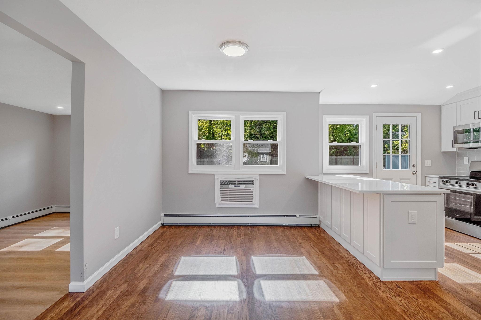 Single Family Center  Suffolk County, NY 11779, MLS-859916-10