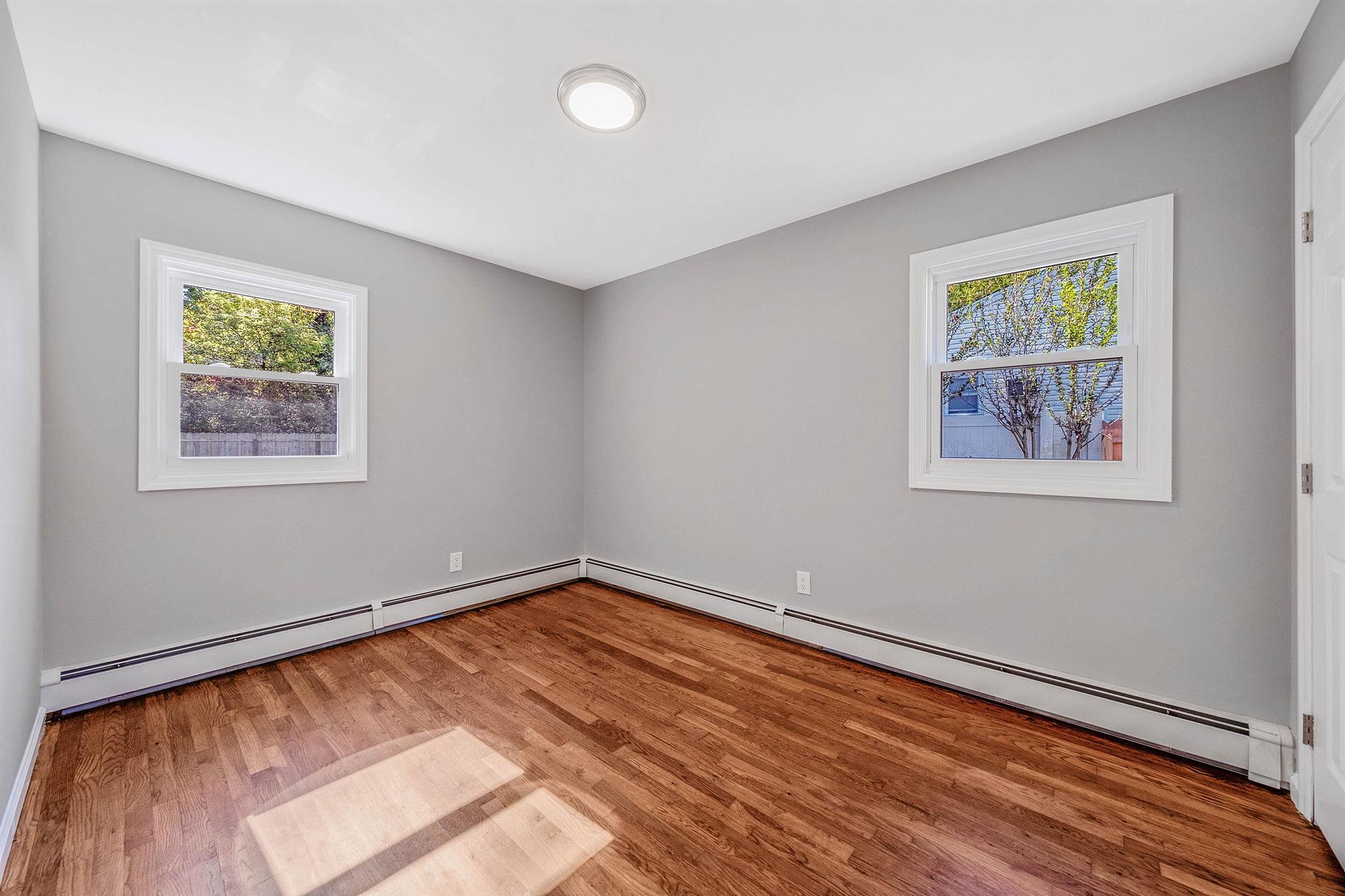 Single Family Center  Suffolk County, NY 11779, MLS-859916-15
