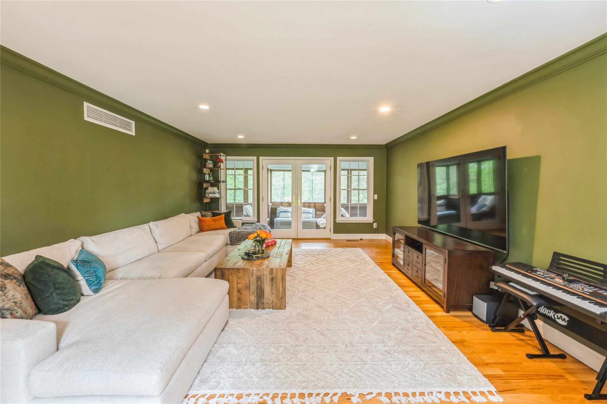Single Family Hawkes  Westchester County, NY 10562, MLS-859929-13