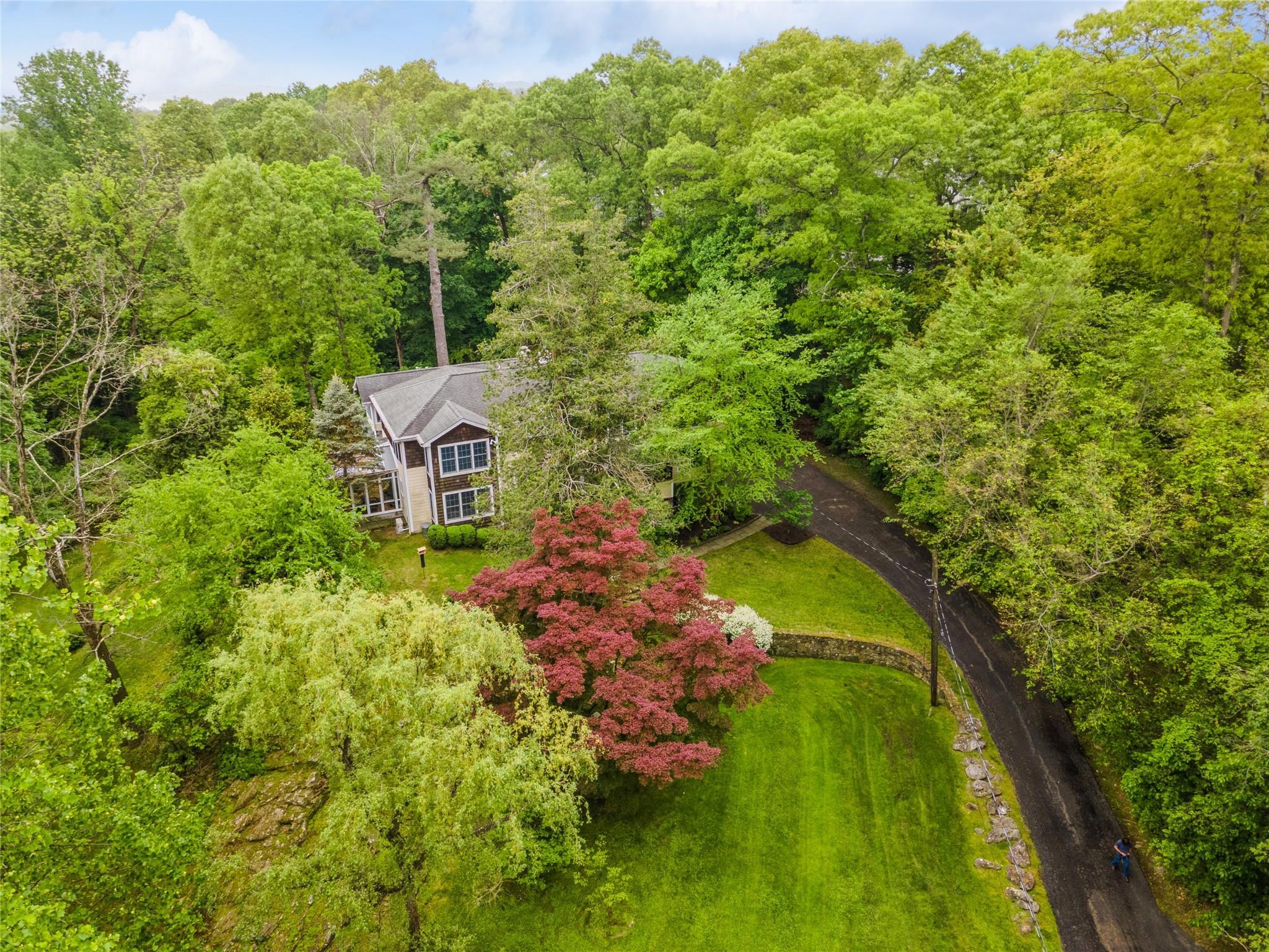 Single Family Hawkes  Westchester County, NY 10562, MLS-859929-29