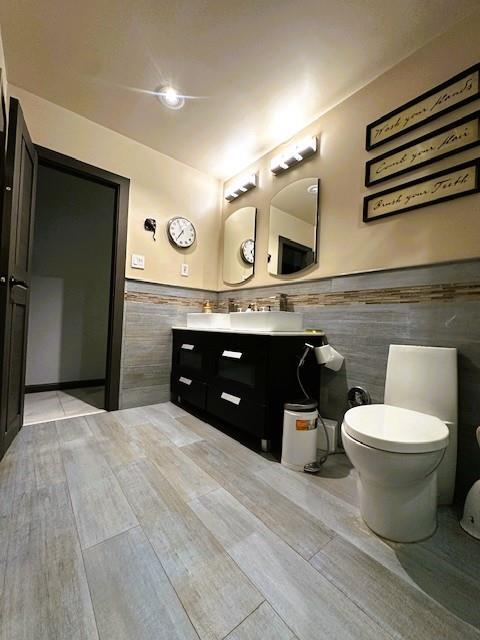 Single Family 90  Queens, NY 11372, MLS-859960-19