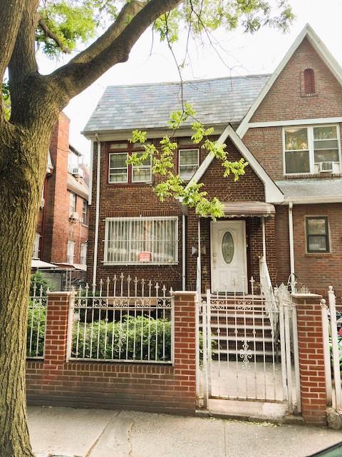 Single Family 90  Queens, NY 11372, MLS-859960-38