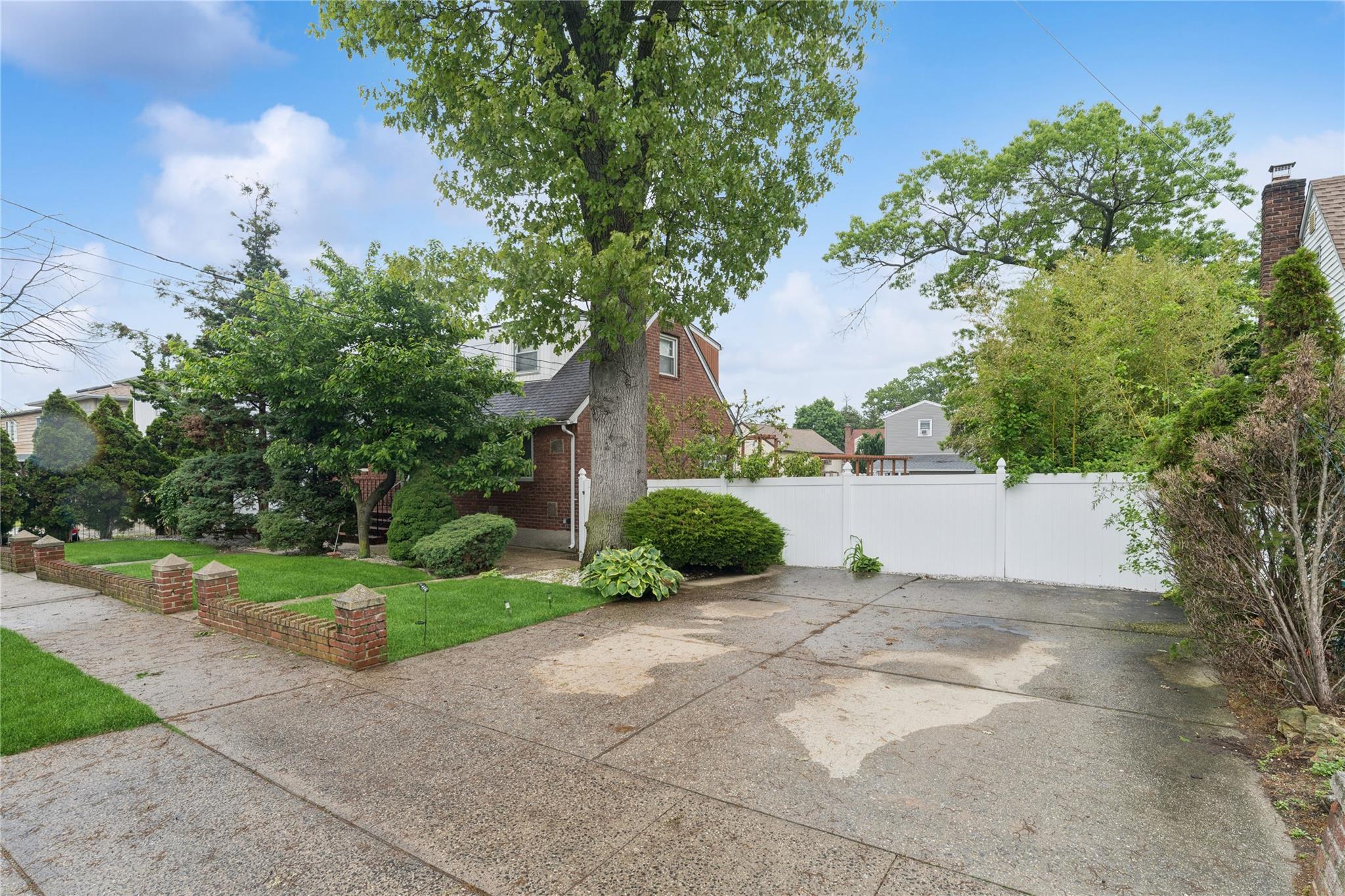Single Family Keller  Nassau County, NY 11003, MLS-859961-20
