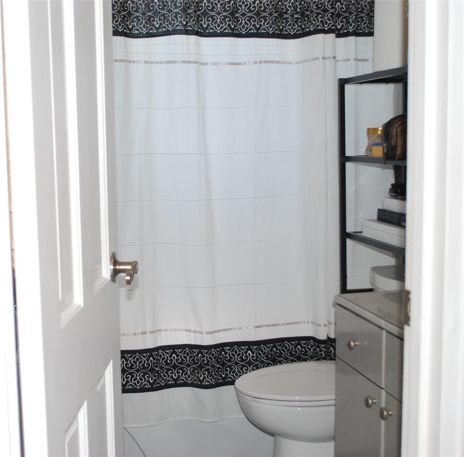 Single Family Paerdegat 13th  Brooklyn, NY 11236, MLS-859991-15