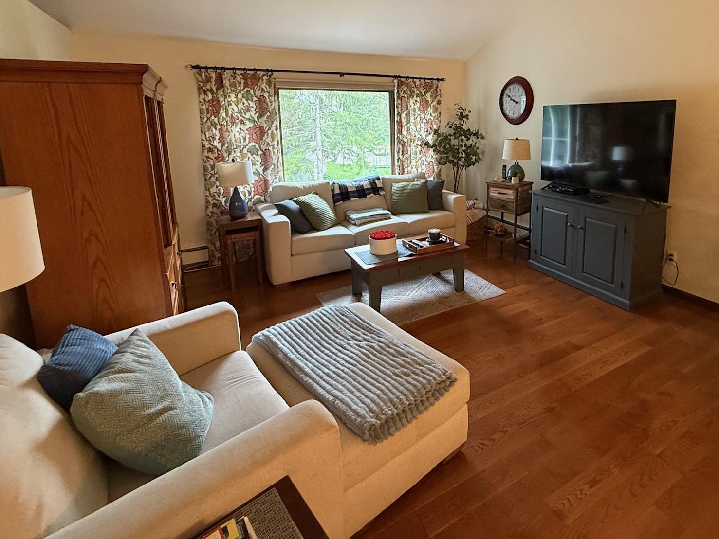 Single Family Lisa  Ulster County, NY 12528, MLS-860016-31